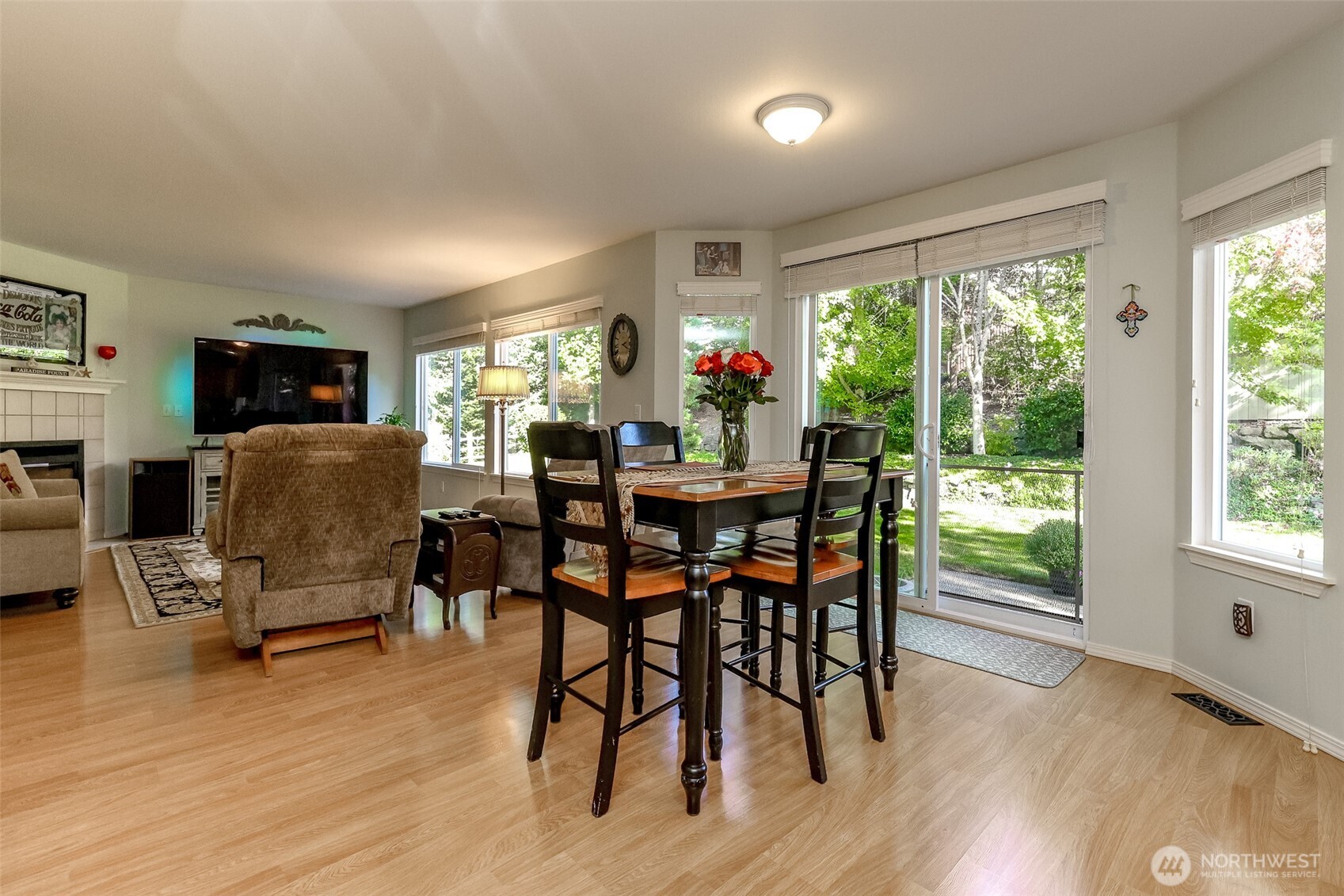 2309 28th Court Property Photo 9