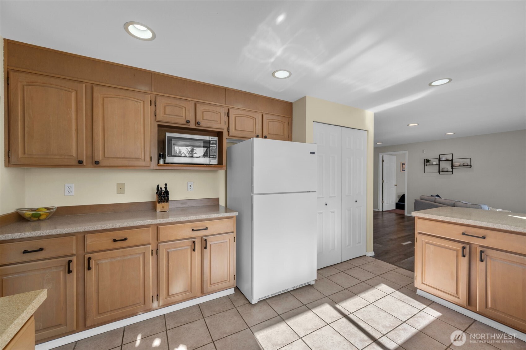 4853 S Morgan Street Property Photo 14