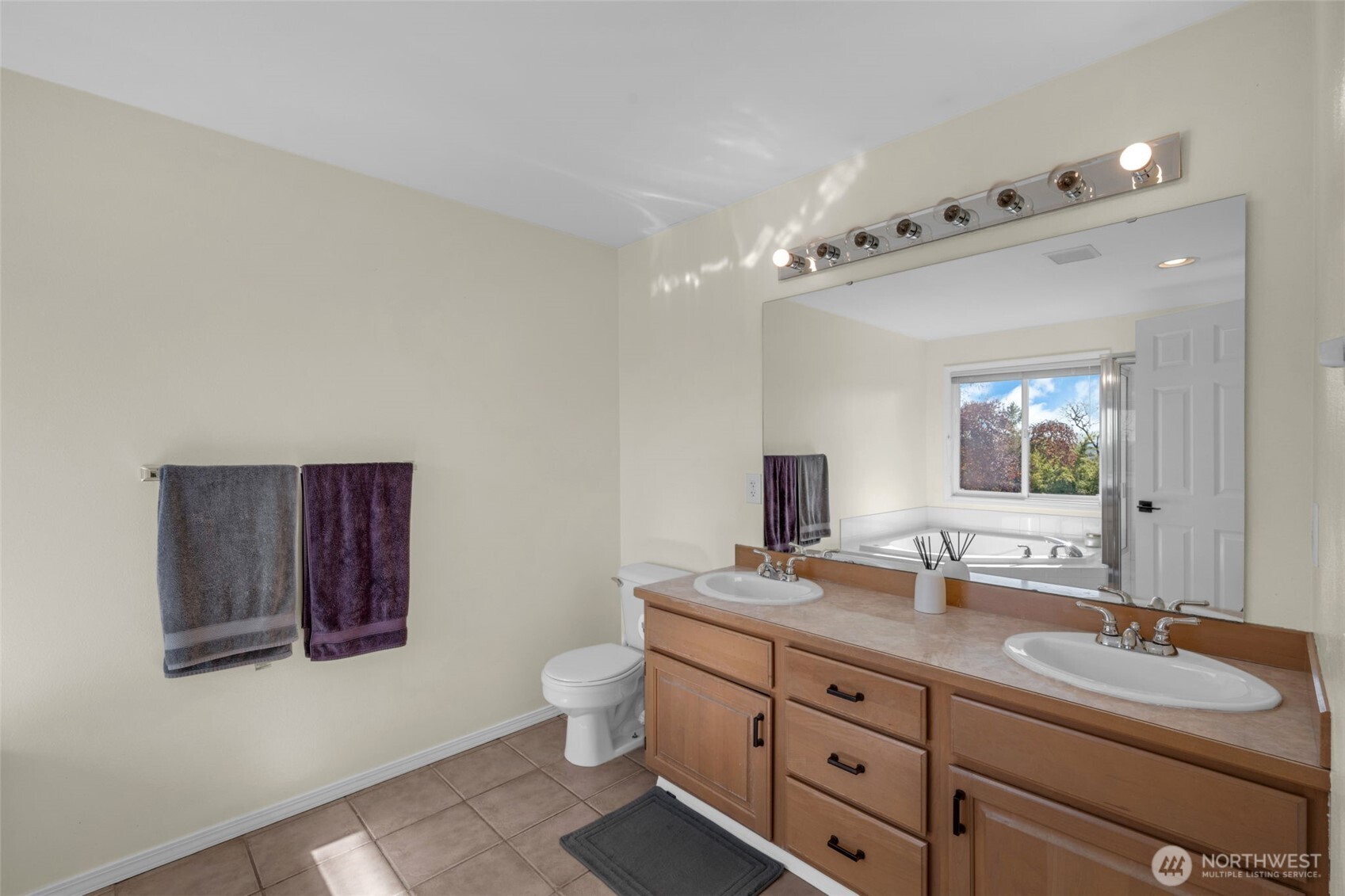 4853 S Morgan Street Property Photo 25