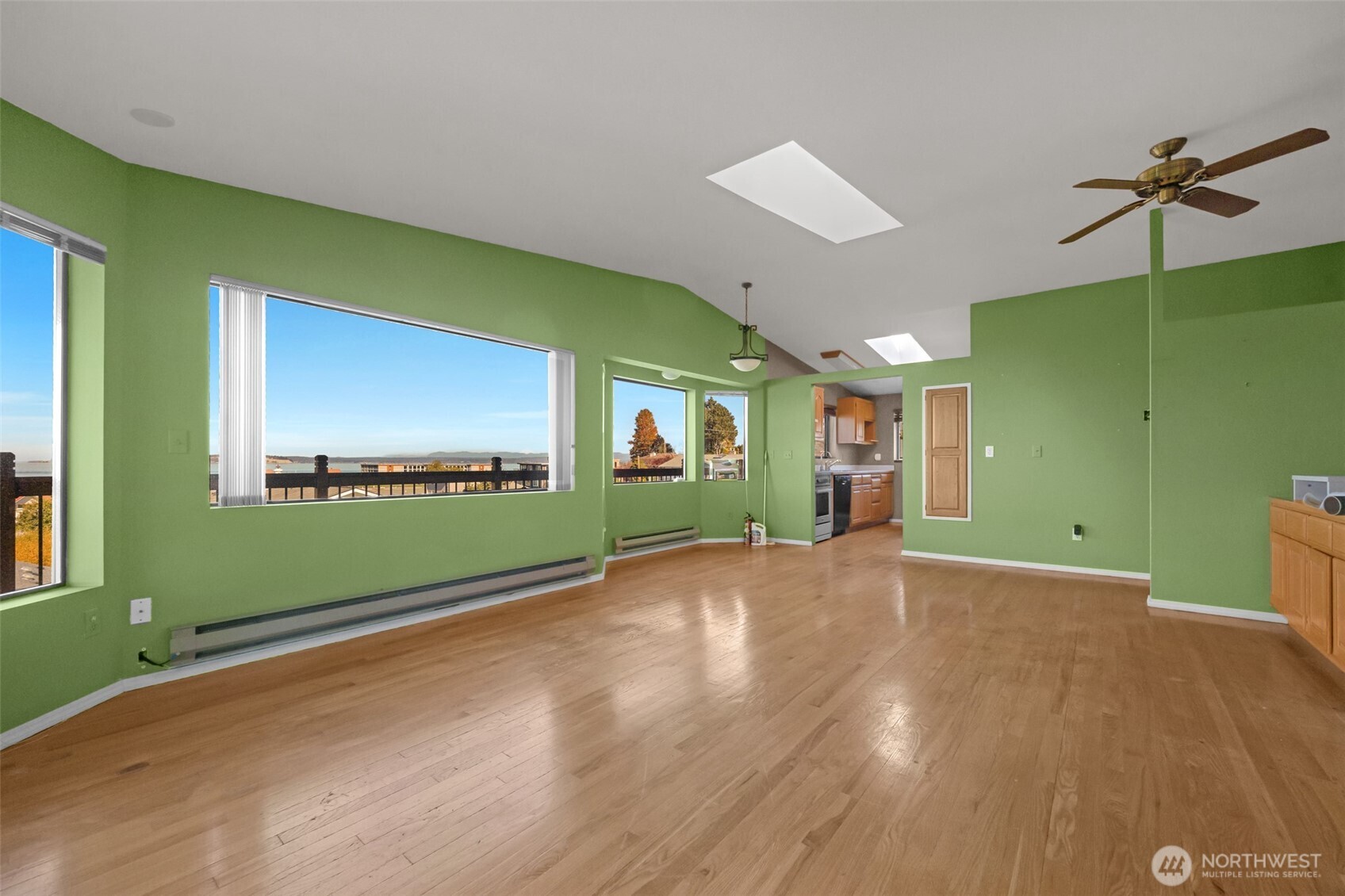 506 4th Street Property Photo 13