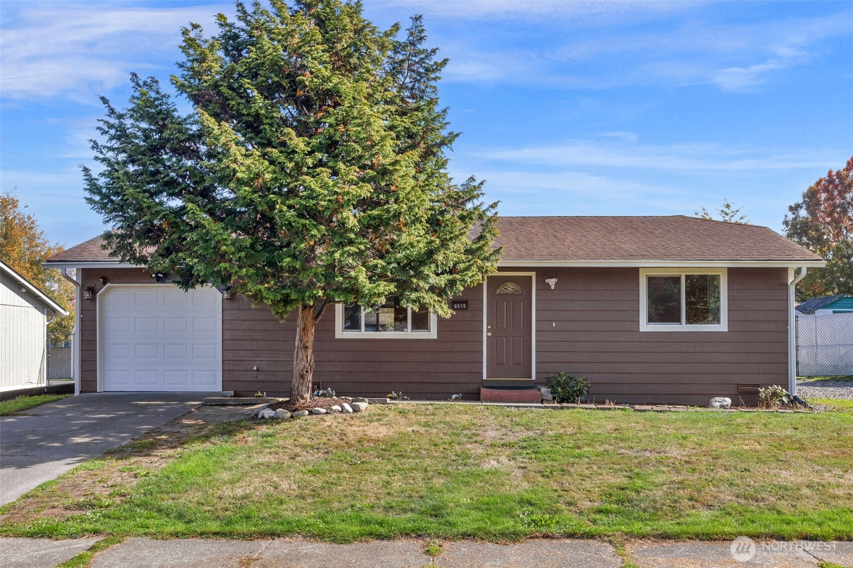 6515 63rd Drive Property Photo 2
