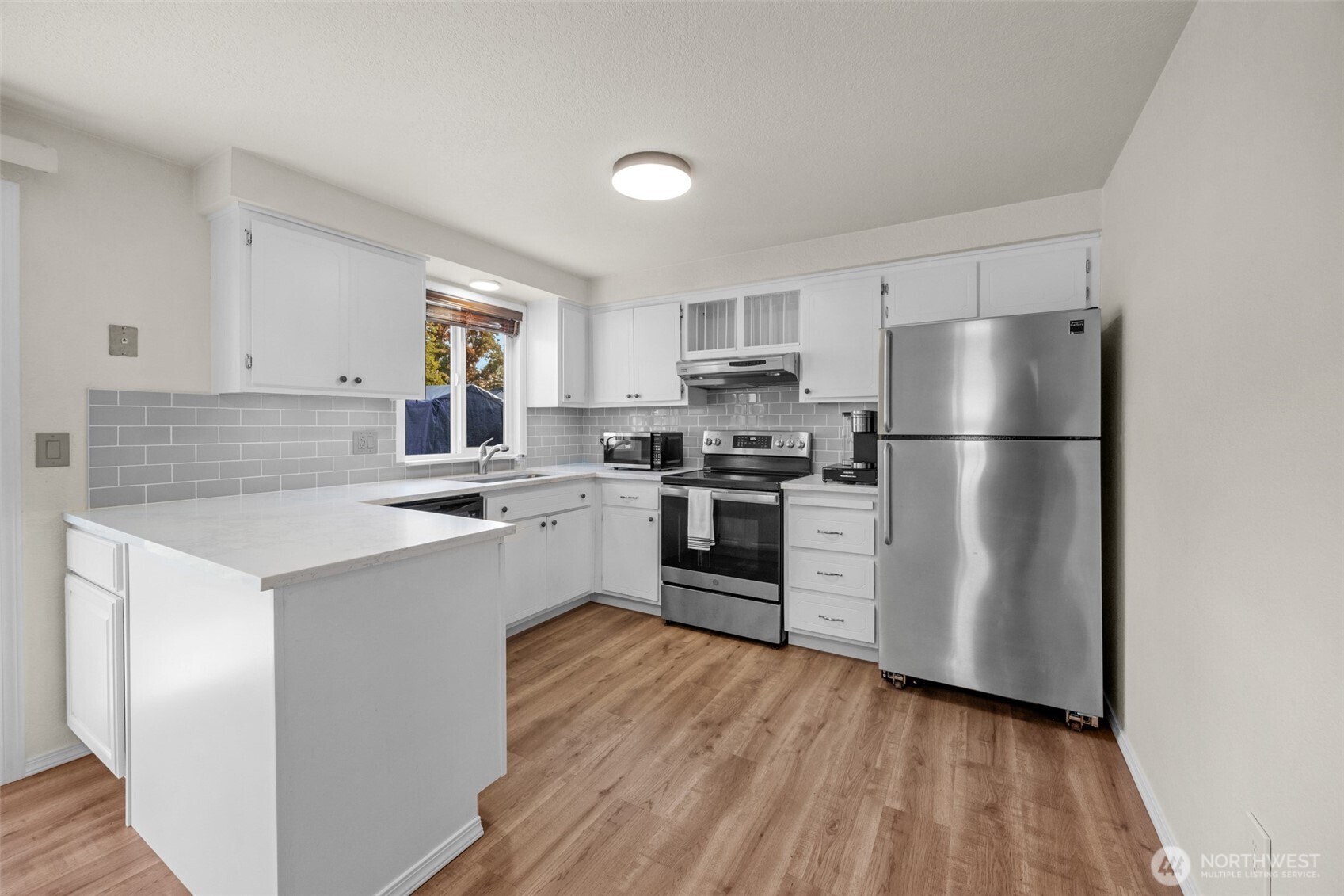 6515 63rd Drive Property Photo 4