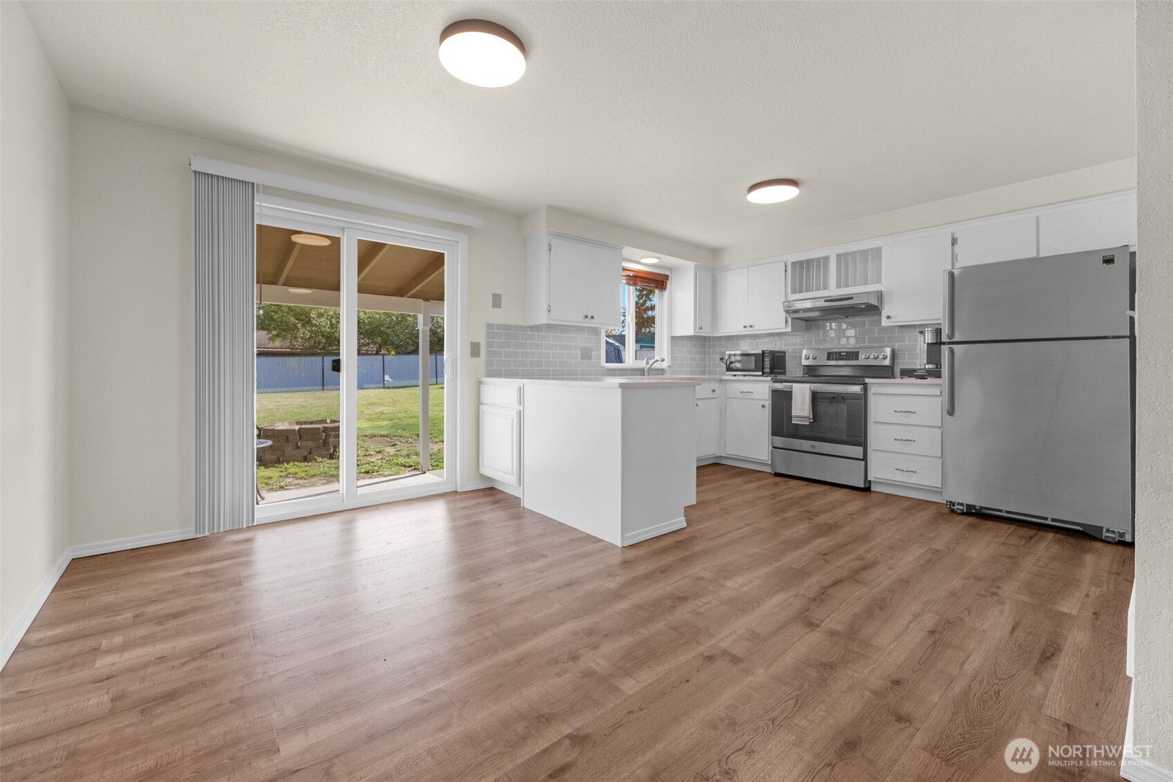 6515 63rd Drive Property Photo 6