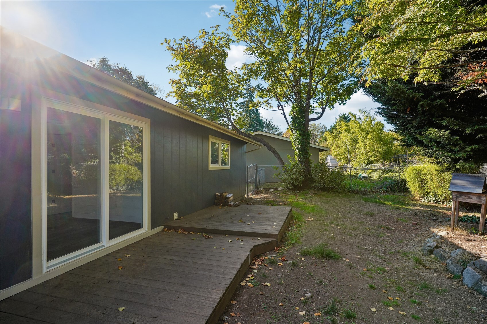 1919 67th Place Property Photo 26