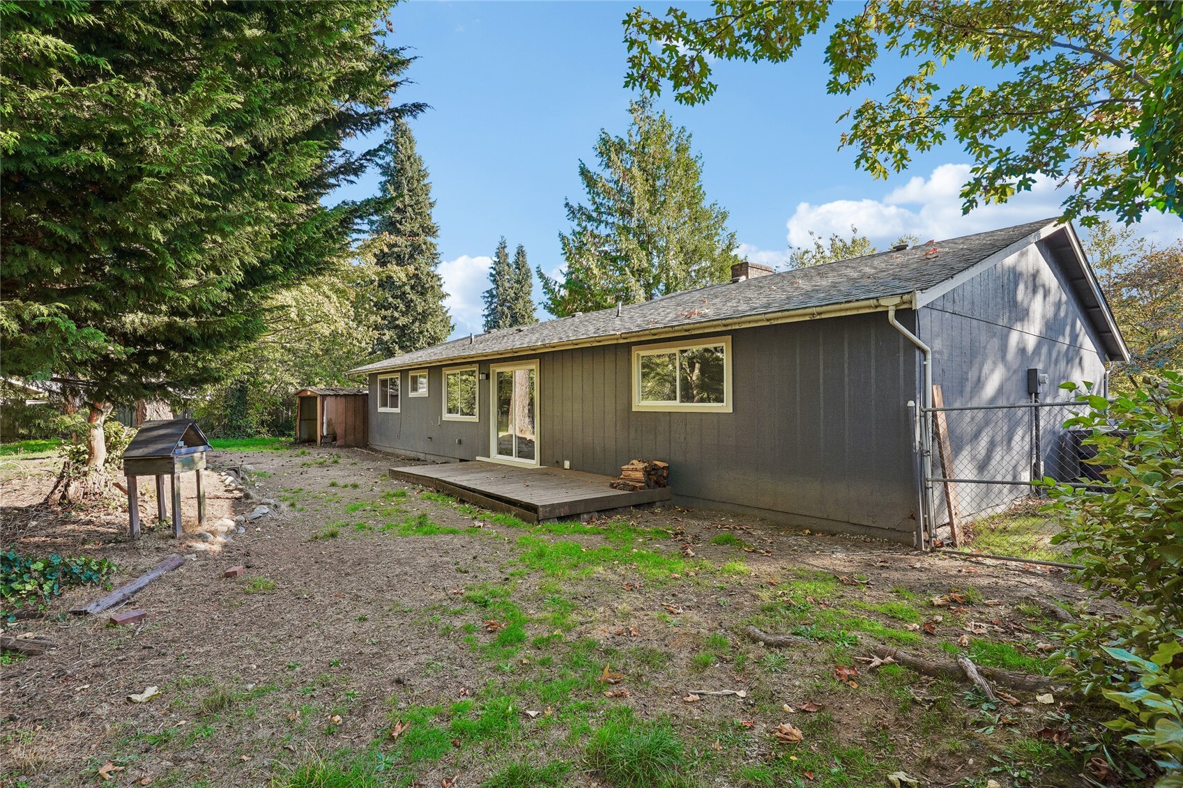 1919 67th Place Property Photo 27