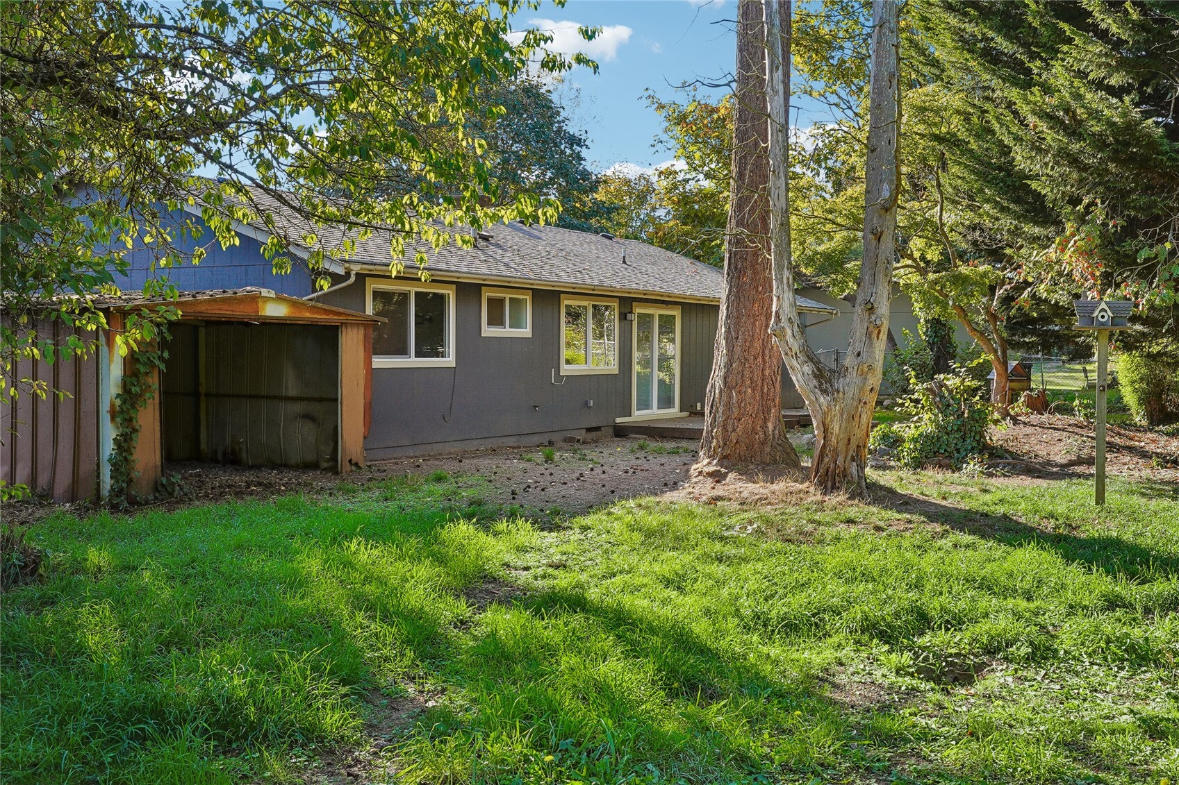 1919 67th Place Property Photo 28