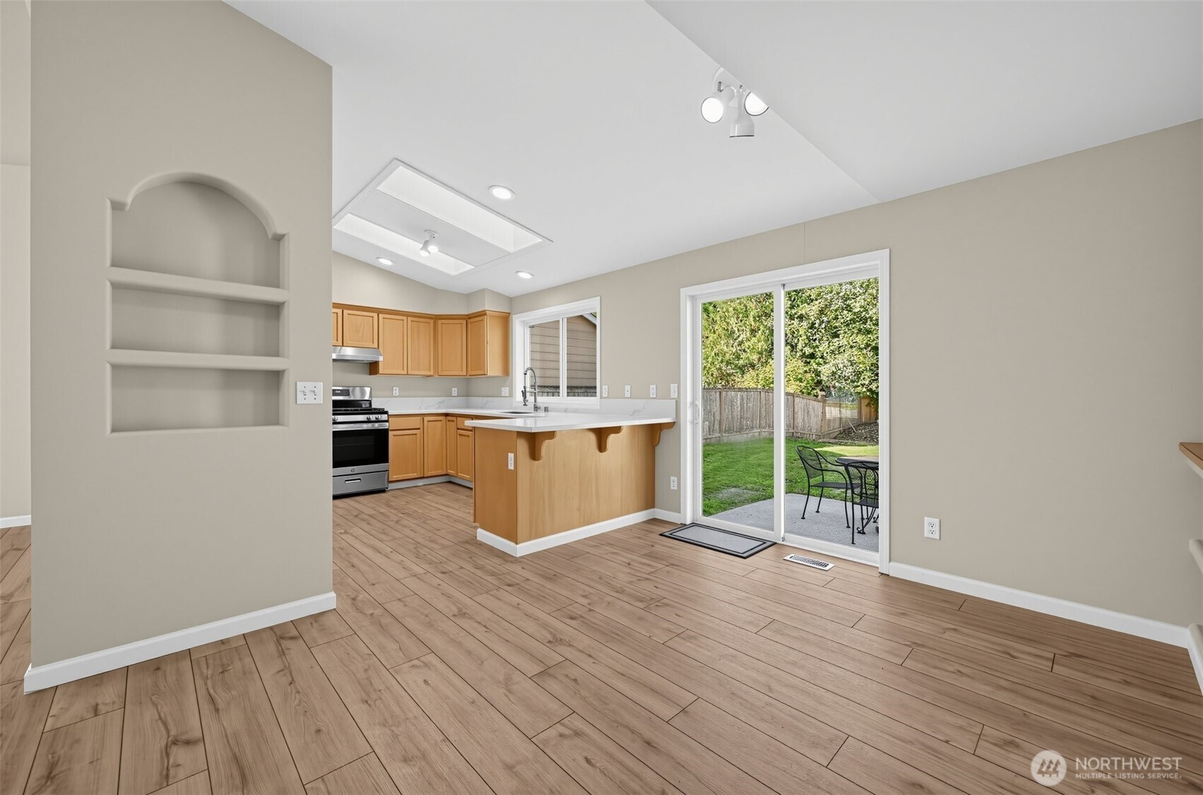 225 Brittany Street Property Photo 15