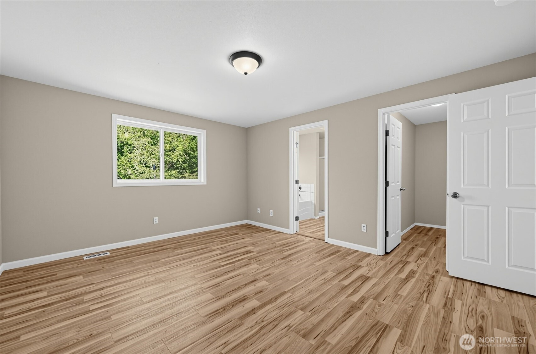 225 Brittany Street Property Photo 24