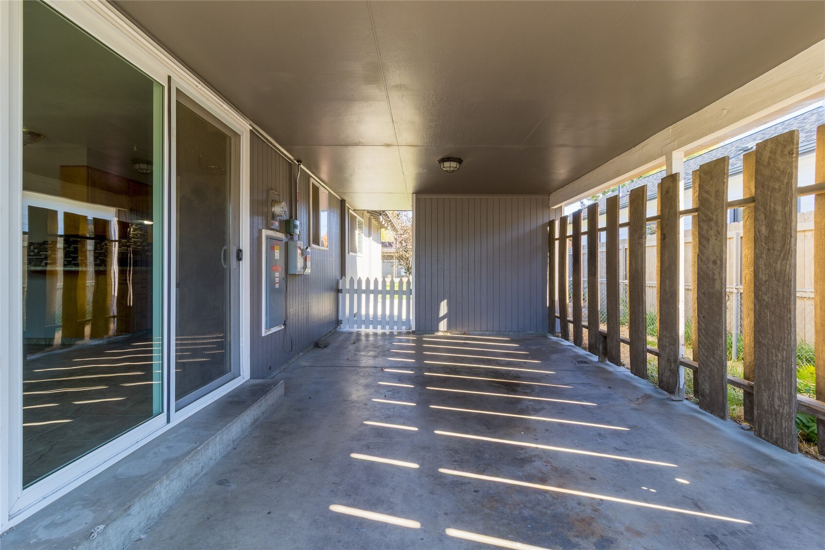 630 Clark Street Property Photo 17