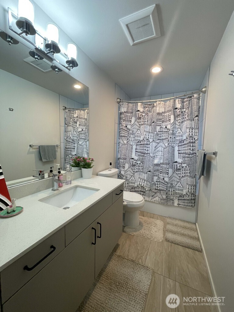 8527 Interlake Avenue Property Photo 26