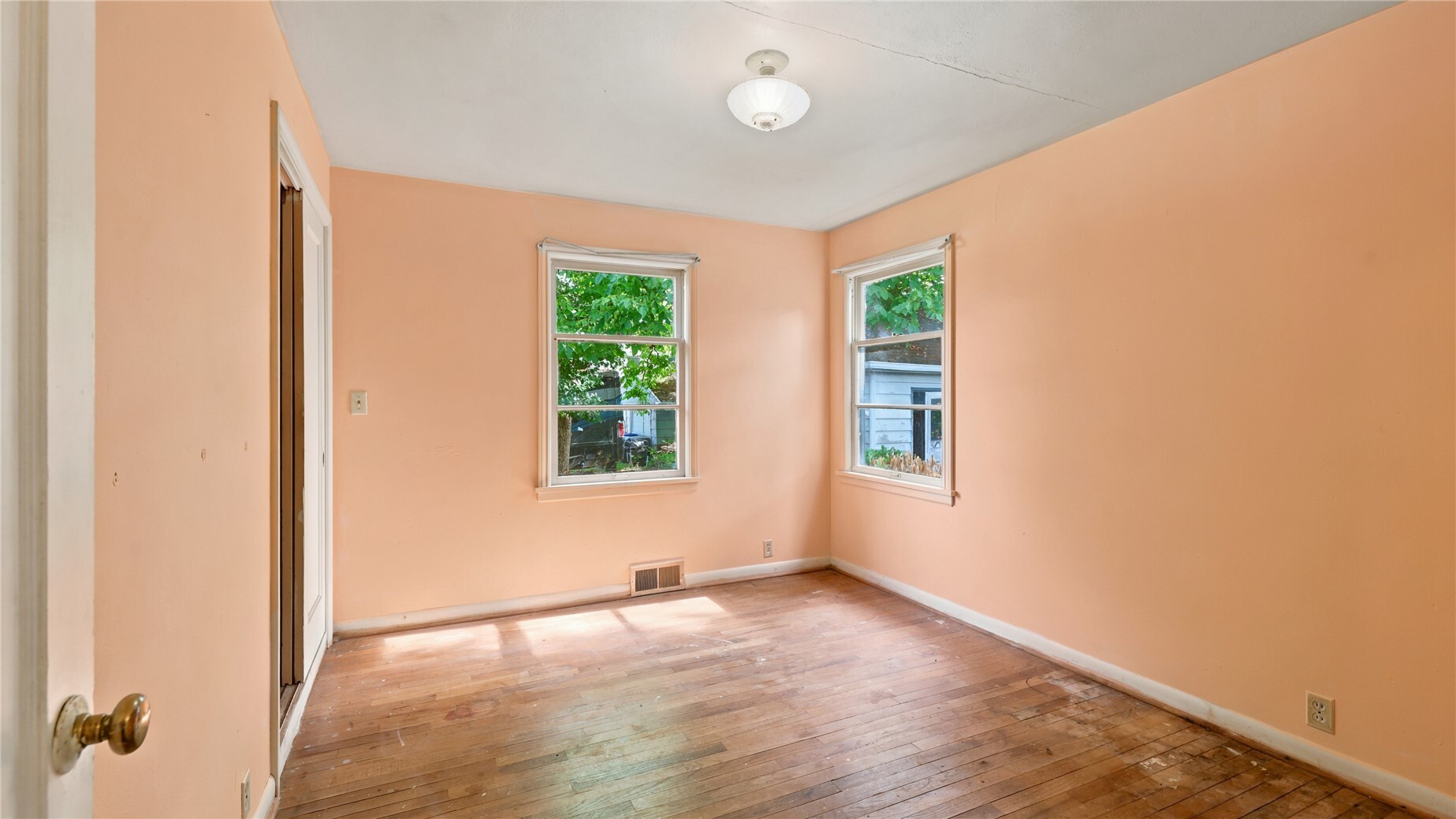 1307 N 32nd Street Property Photo 16