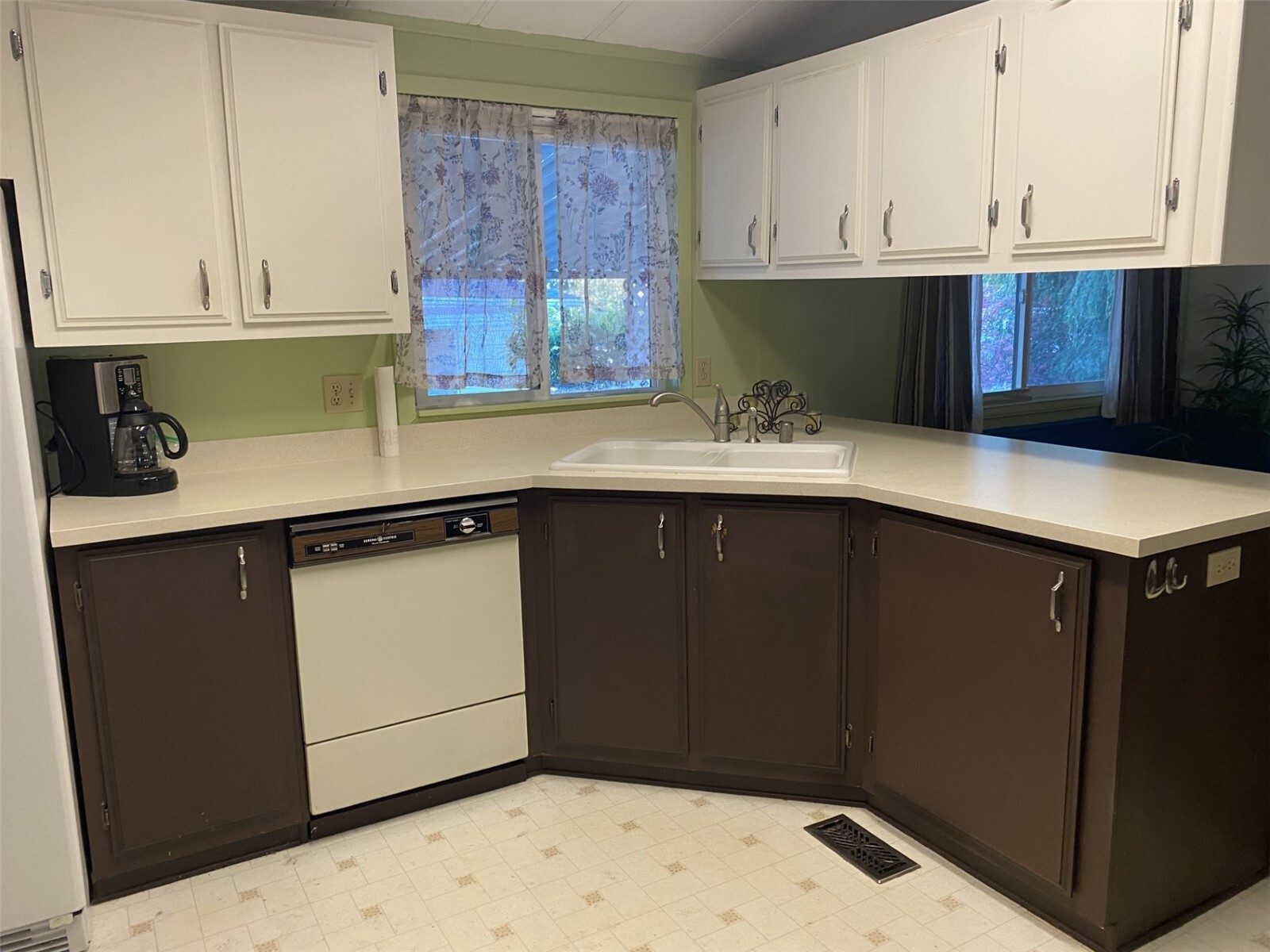11405 125th Street Ct 217 Property Photo 4