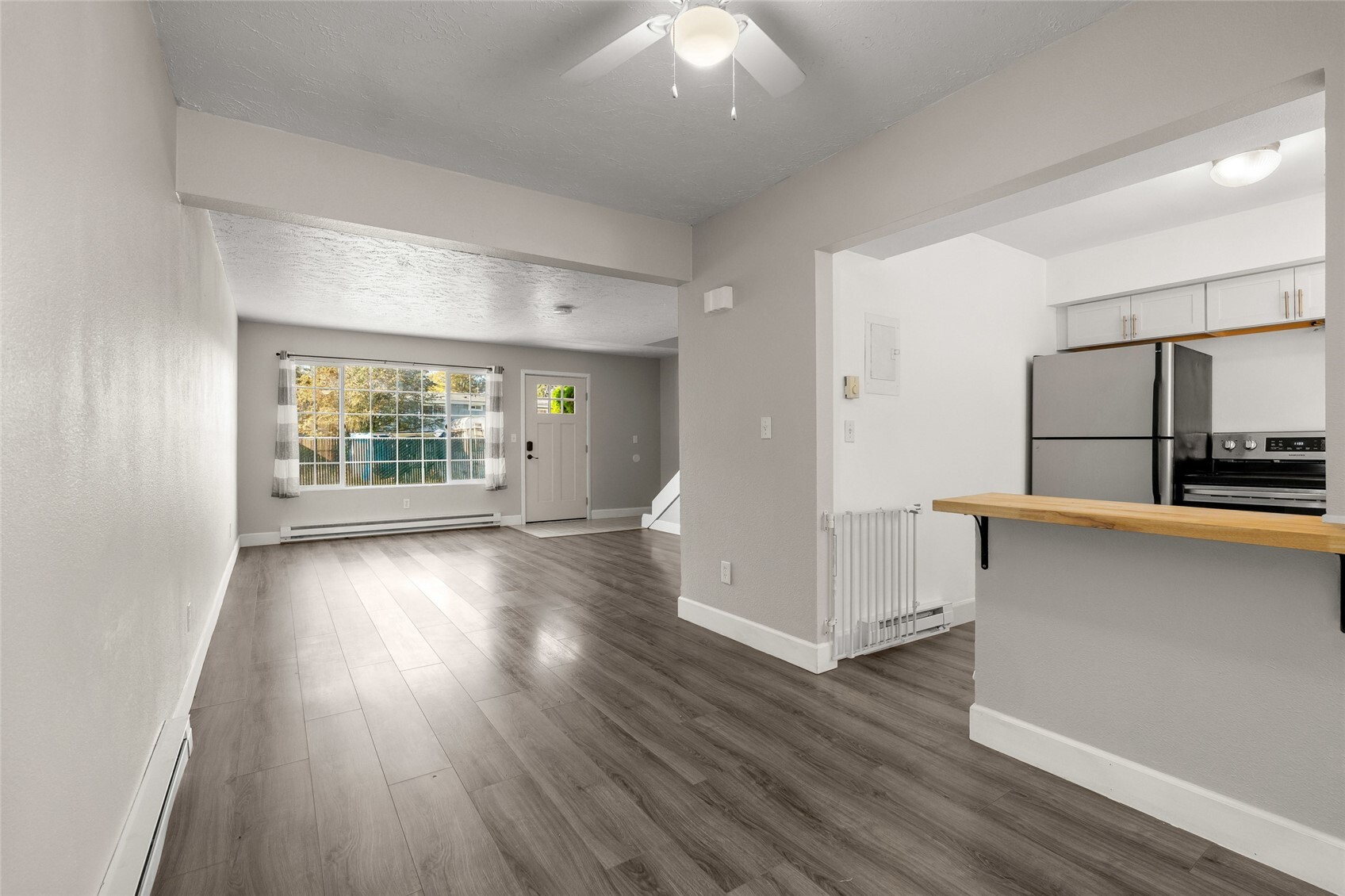 3333 Redwood Avenue Property Photo 6