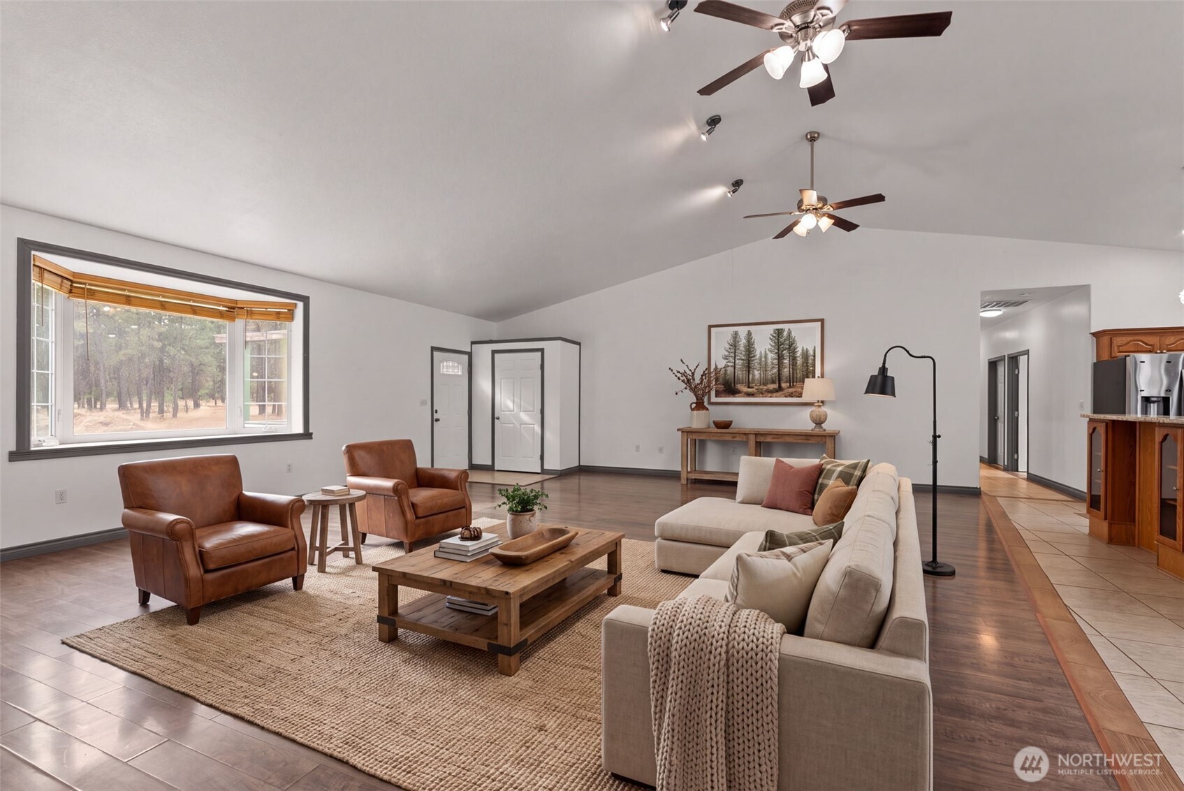 25720 W Malloy Prairie Road Property Photo 3