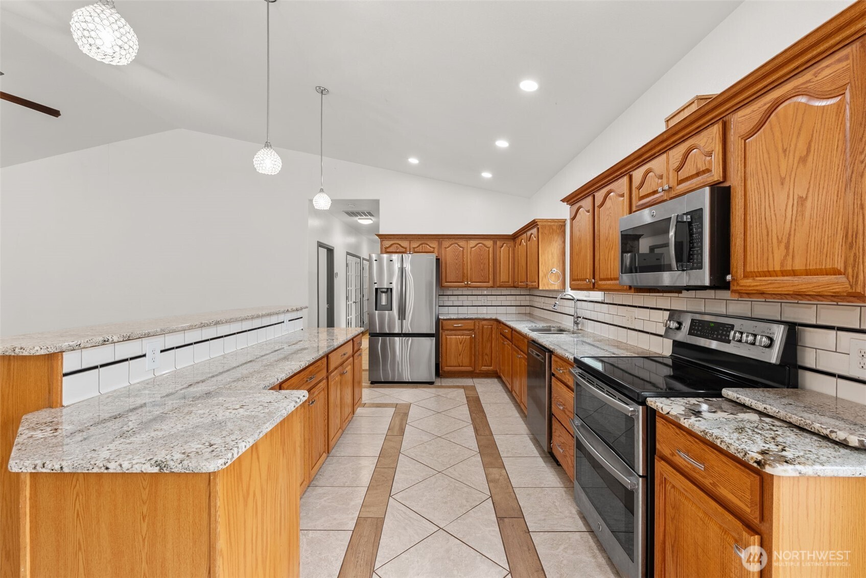 25720 W Malloy Prairie Road Property Photo 6