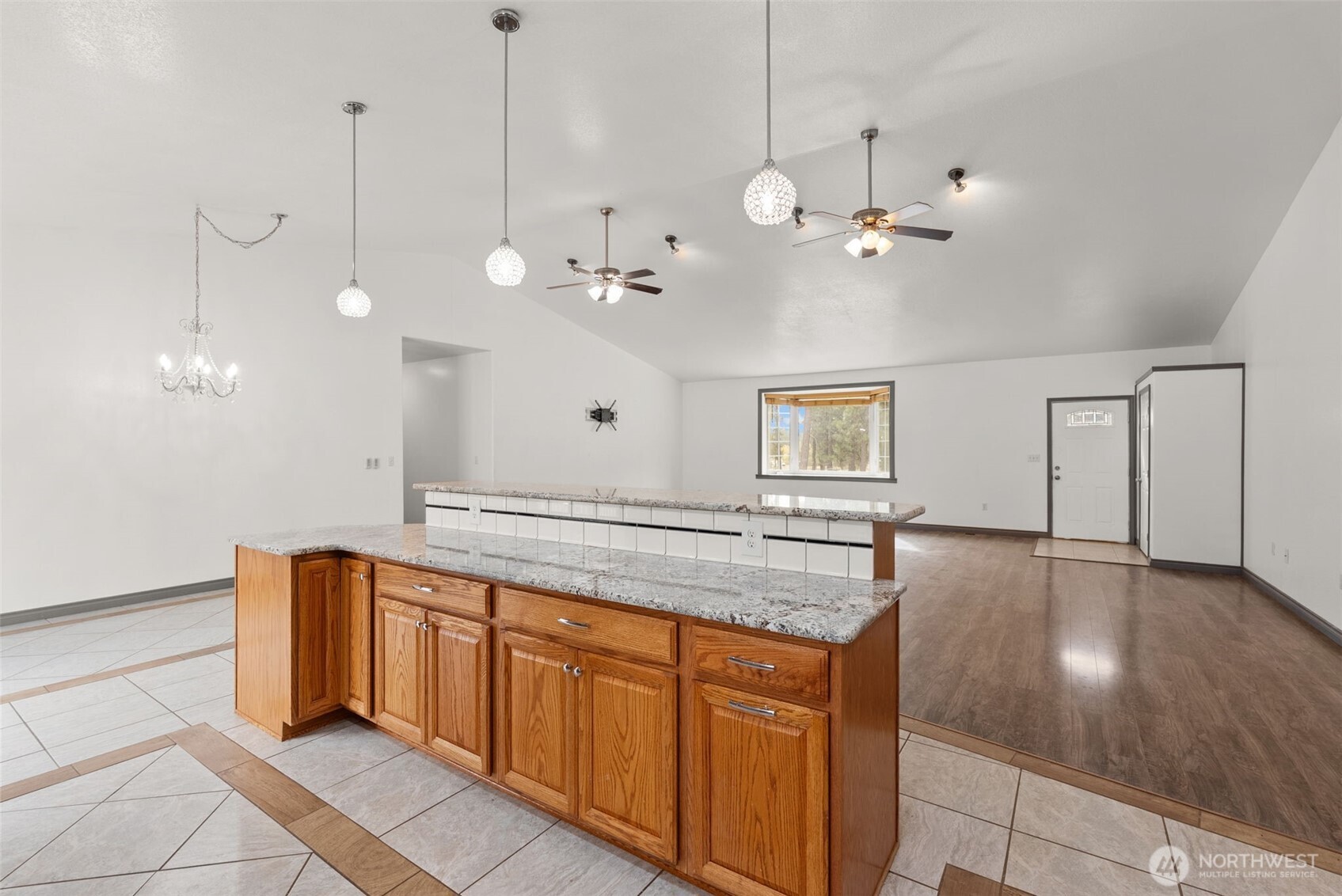 25720 W Malloy Prairie Road Property Photo 8