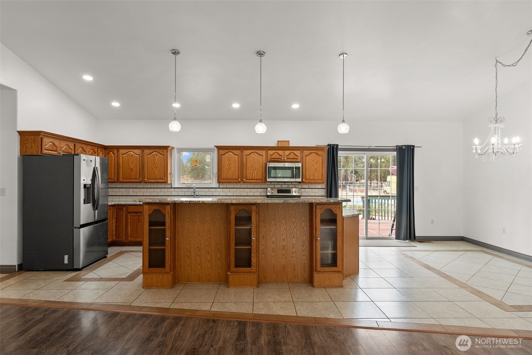 25720 W Malloy Prairie Road Property Photo 9