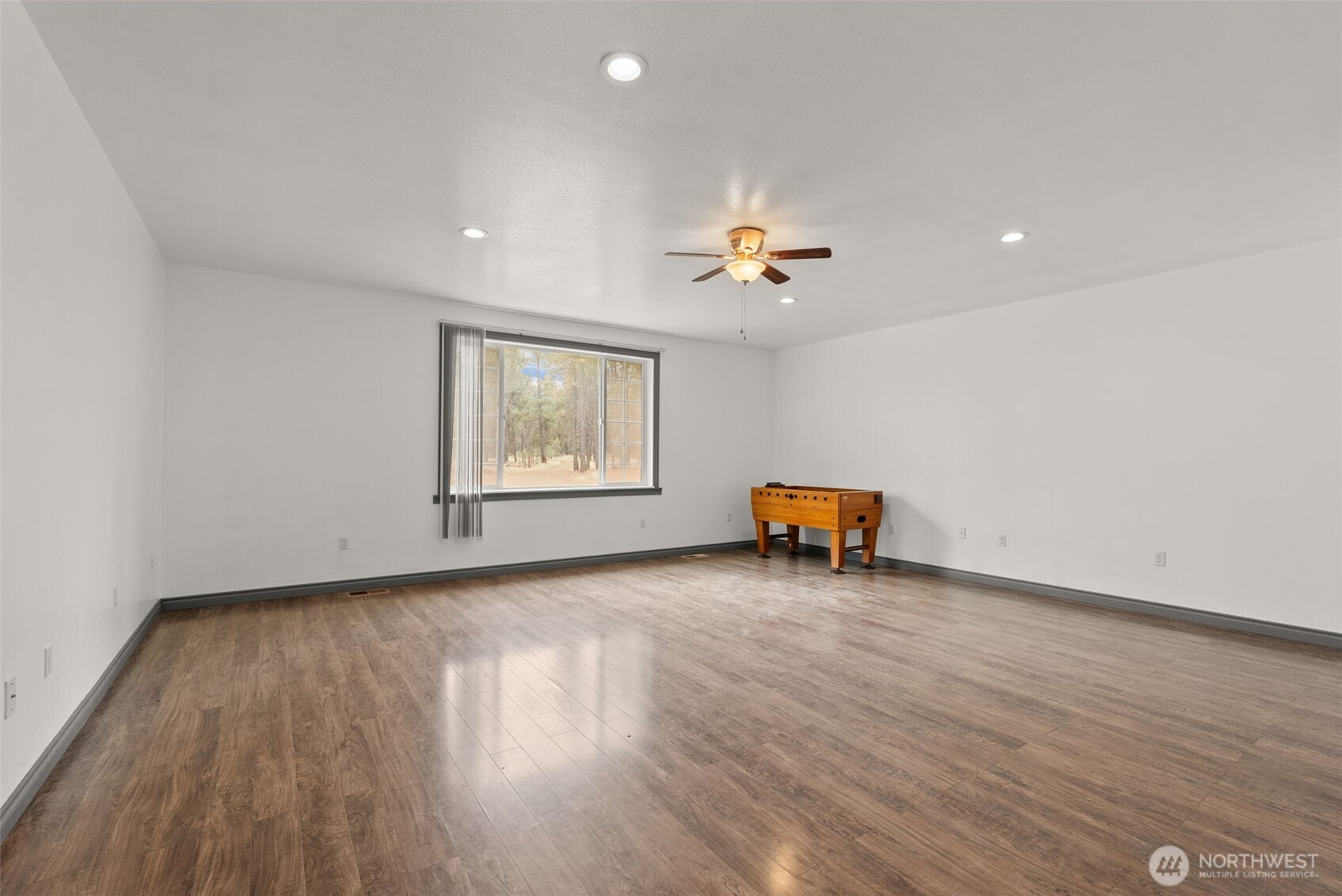 25720 W Malloy Prairie Road Property Photo 11