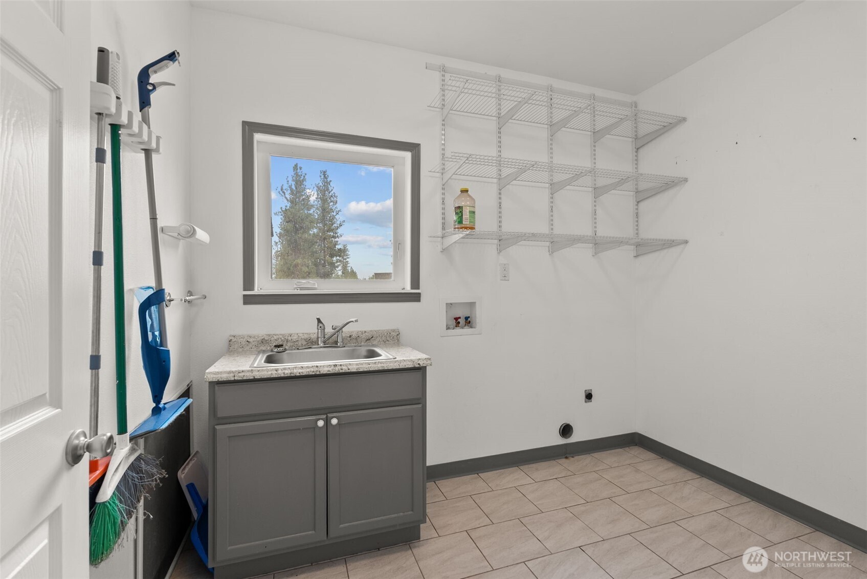 25720 W Malloy Prairie Road Property Photo 12