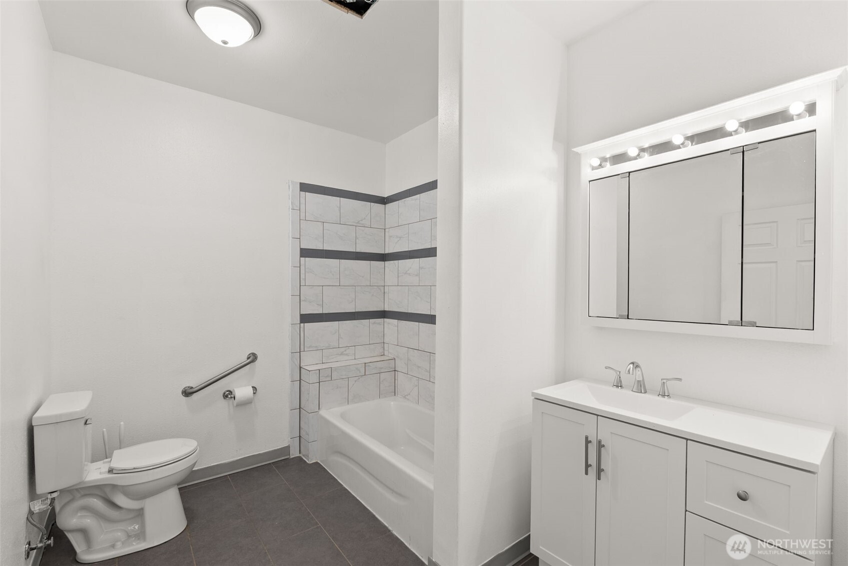 25720 W Malloy Prairie Road Property Photo 18