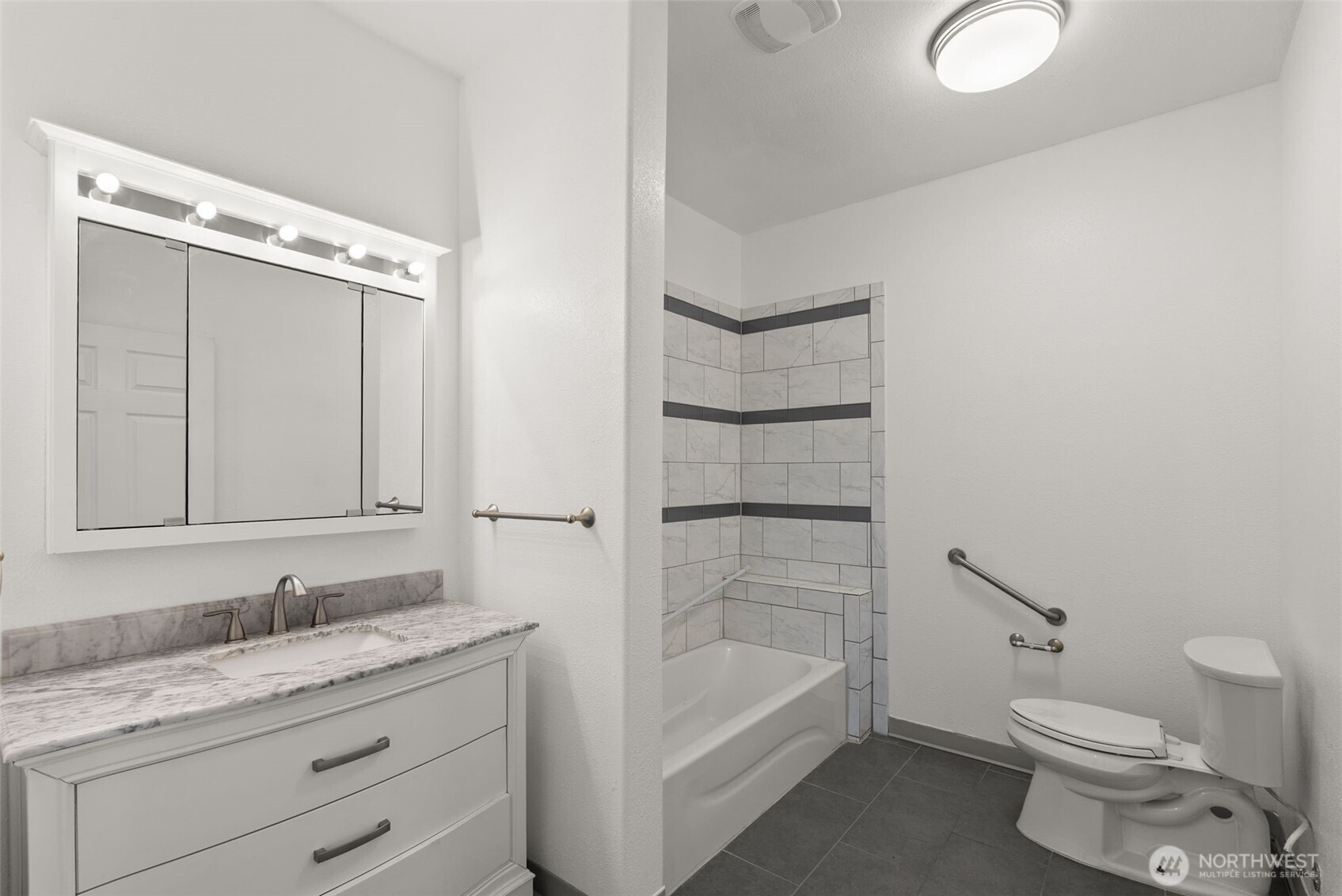 25720 W Malloy Prairie Road Property Photo 23
