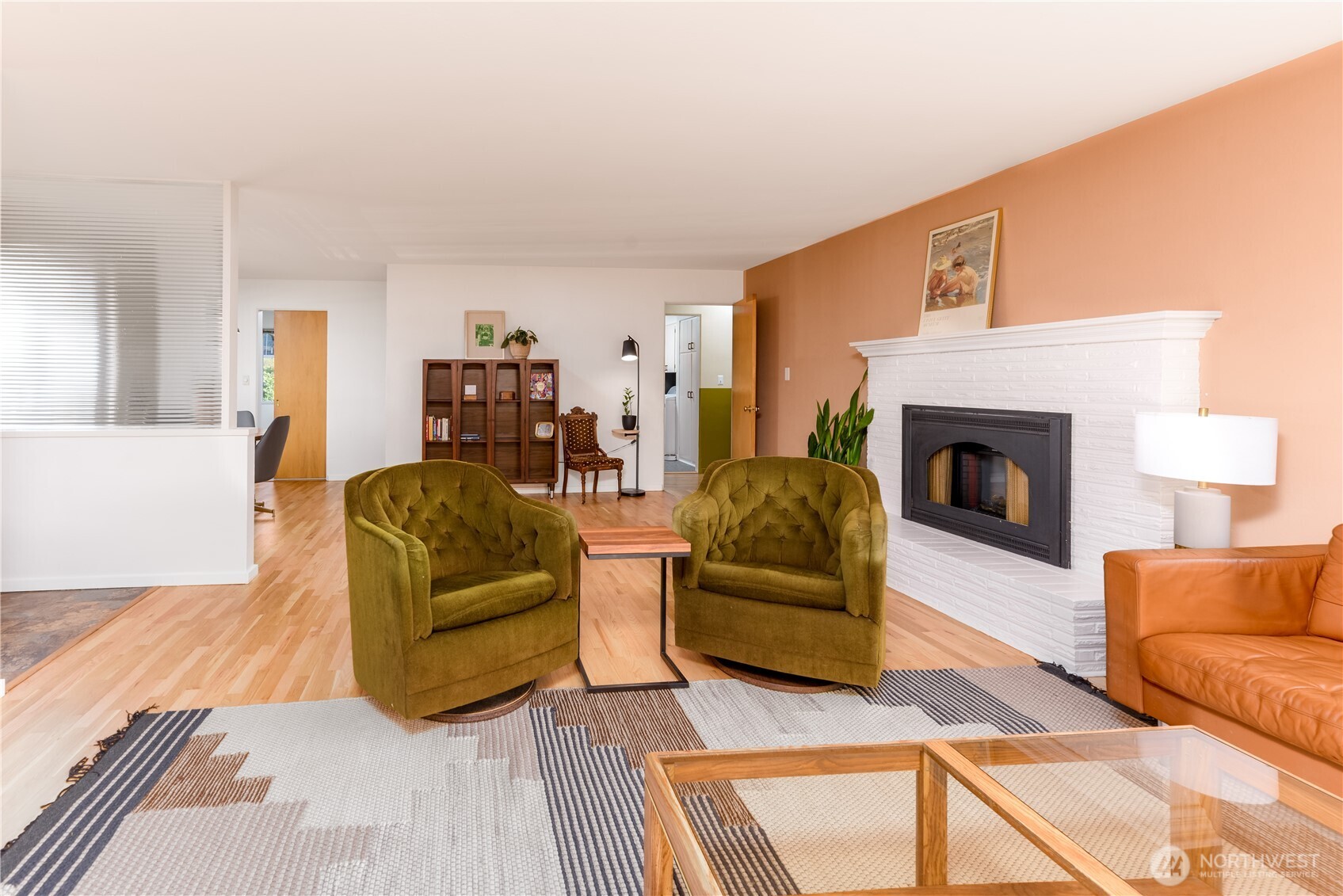 126 W 6th Street Property Photo 4