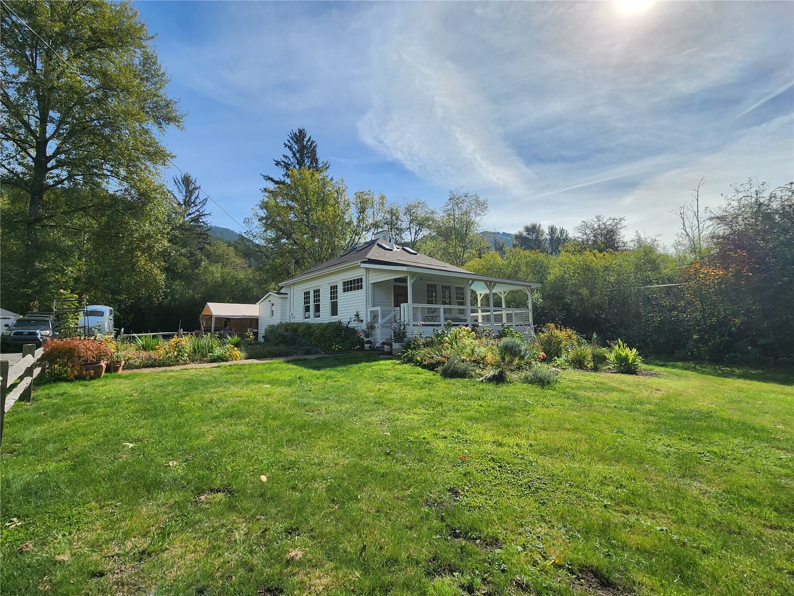 9620 Se 238th Way Property Photo 2