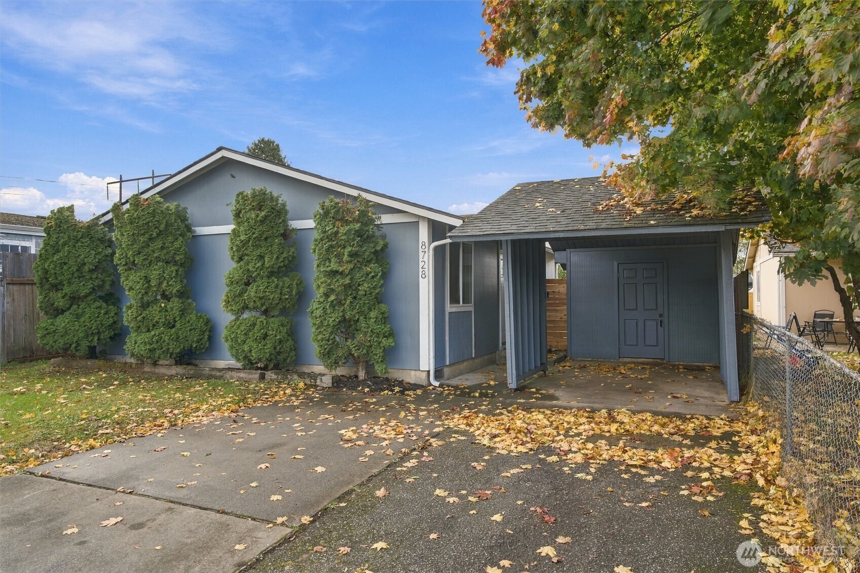 8728 13th Place Property Photo 1
