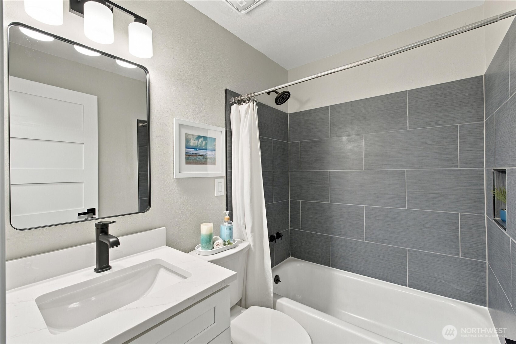 8728 13th Place Property Photo 11