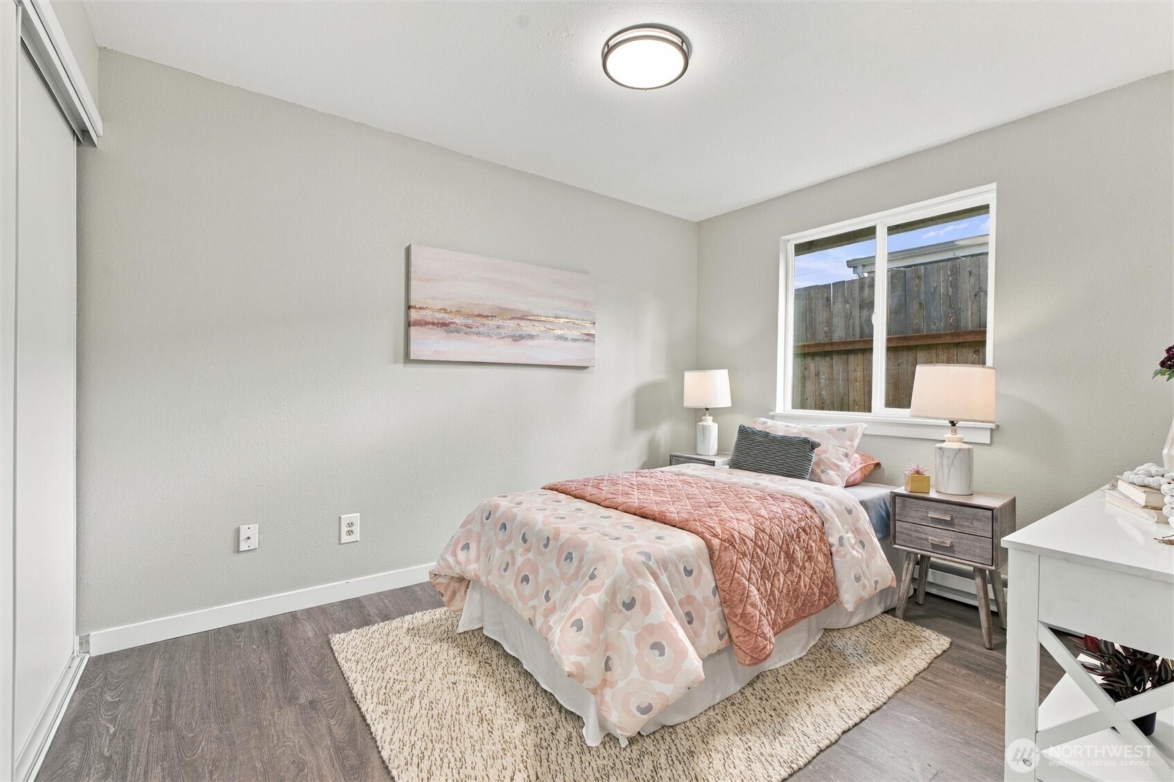 8728 13th Place Property Photo 12