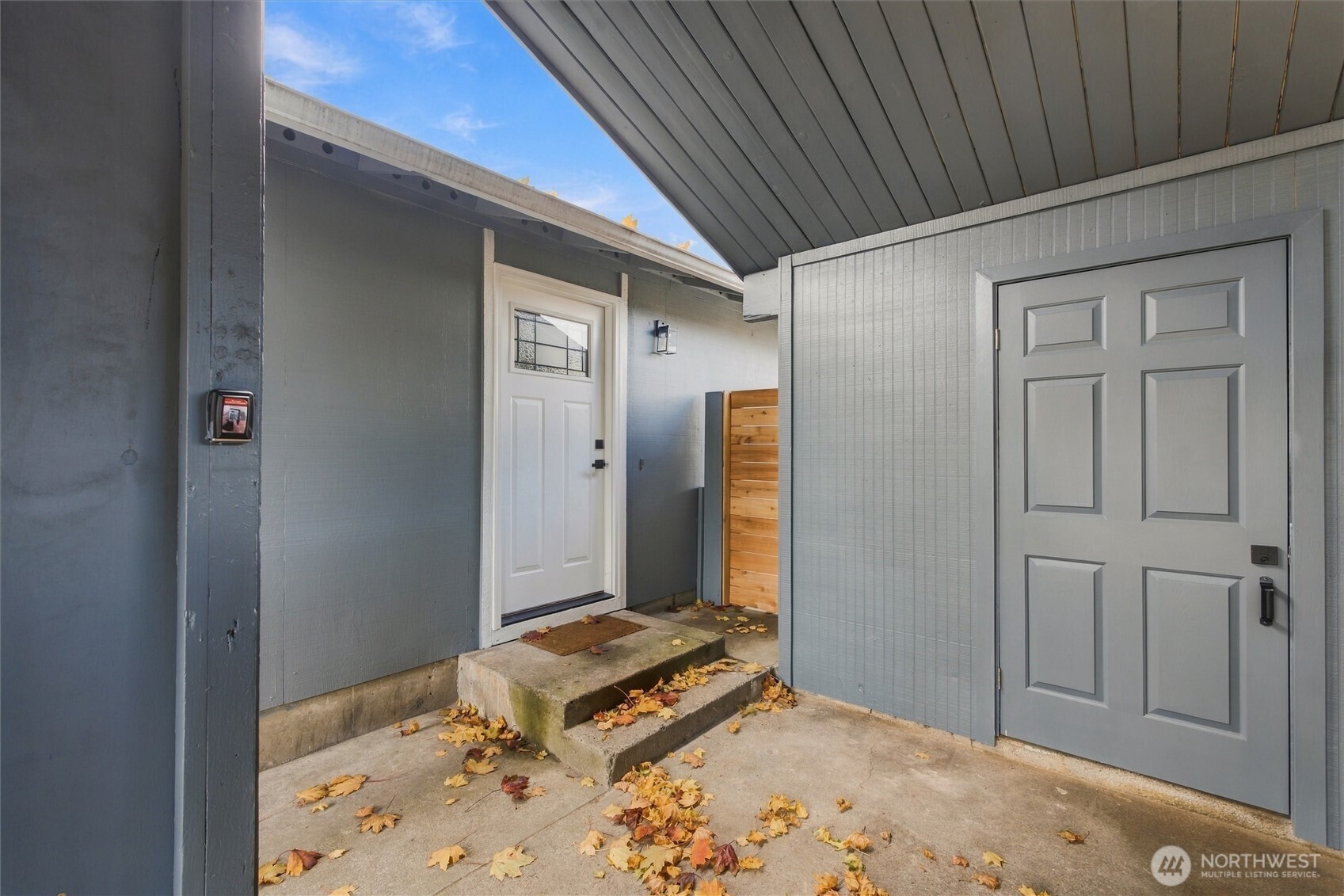 8728 13th Place Property Photo 19