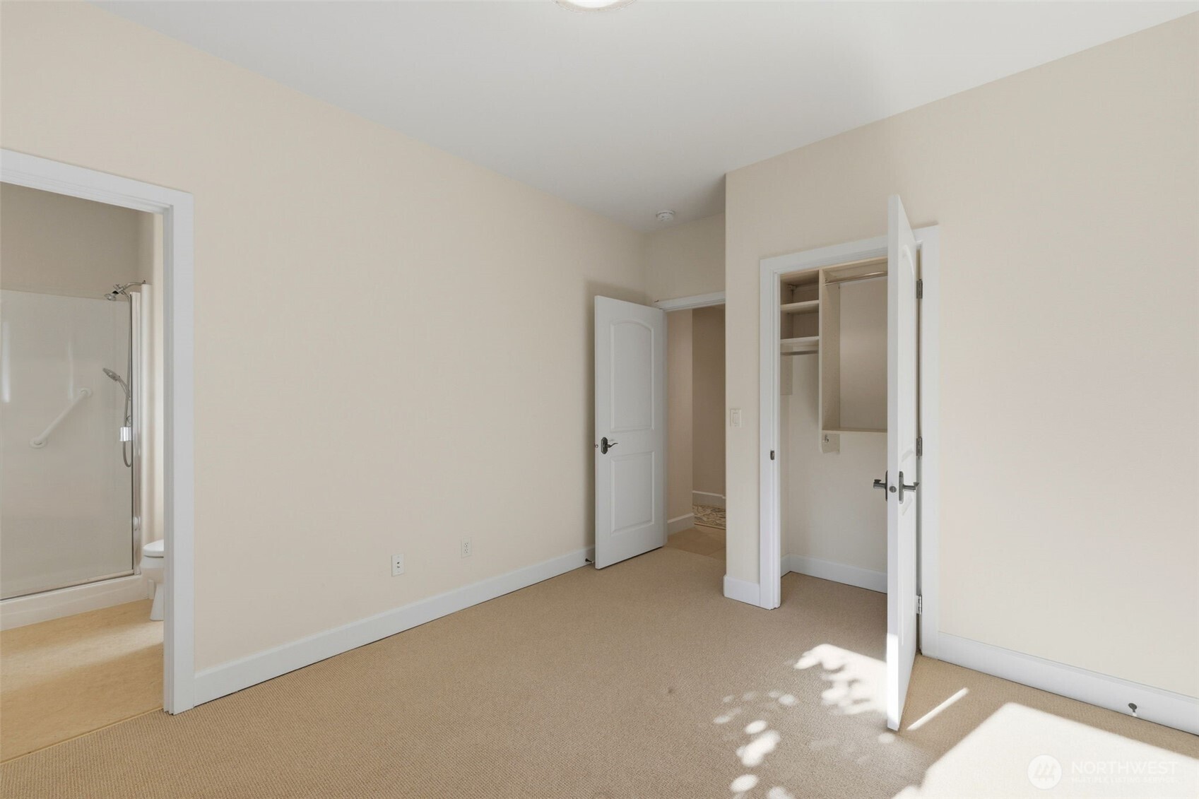 4627 Wayneworth Street Property Photo 25