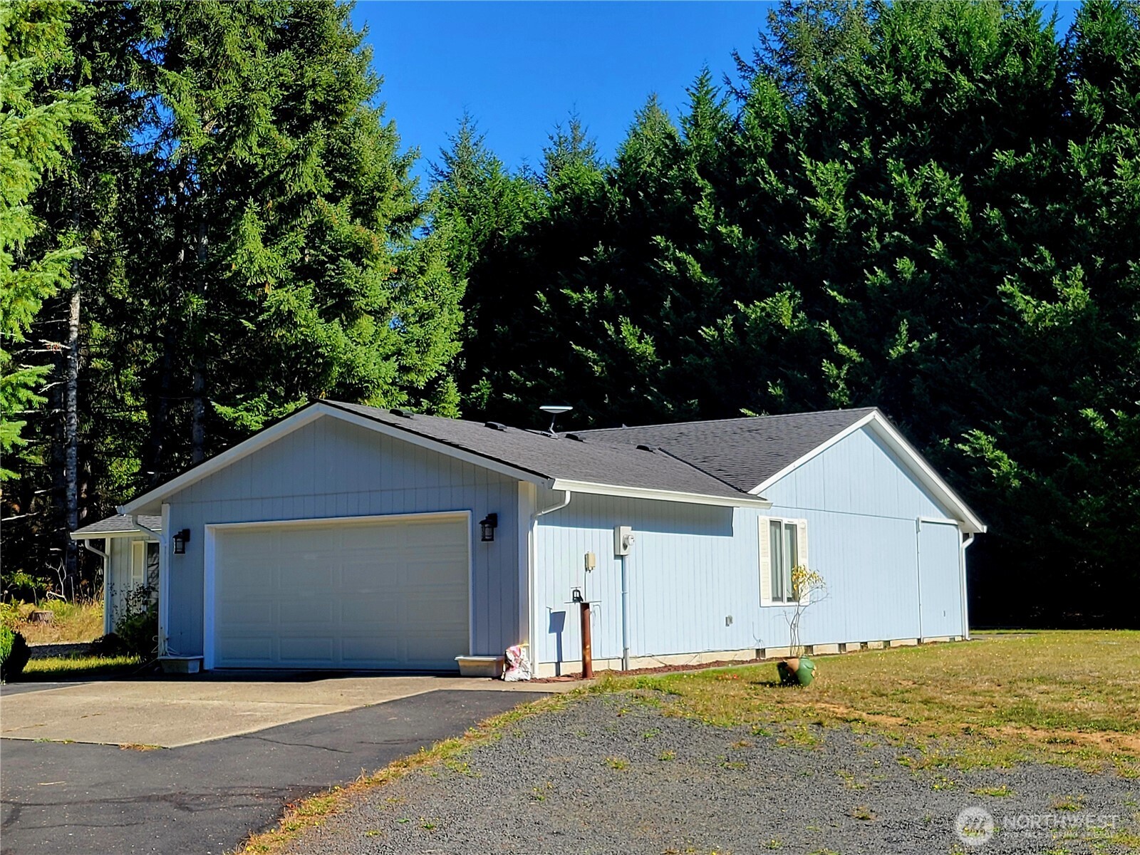 165 S Hawkins Road Property Photo 2