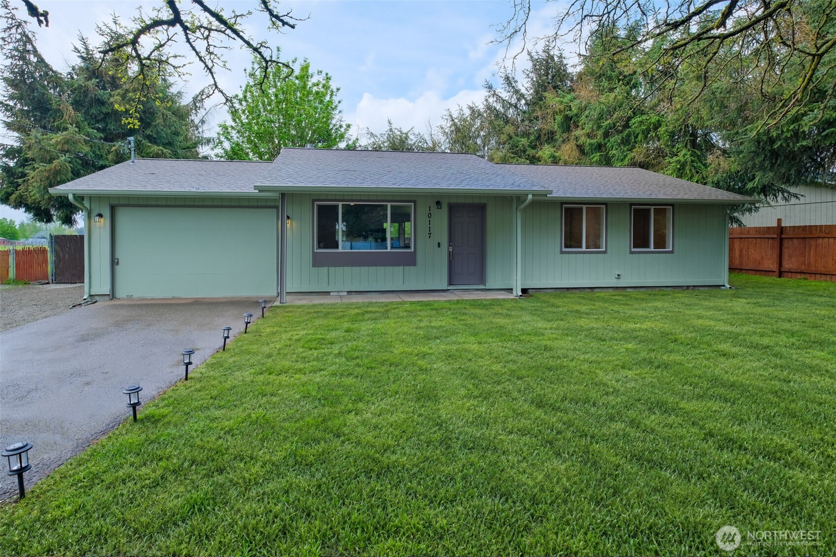 10117 Grove Road Property Photo 1