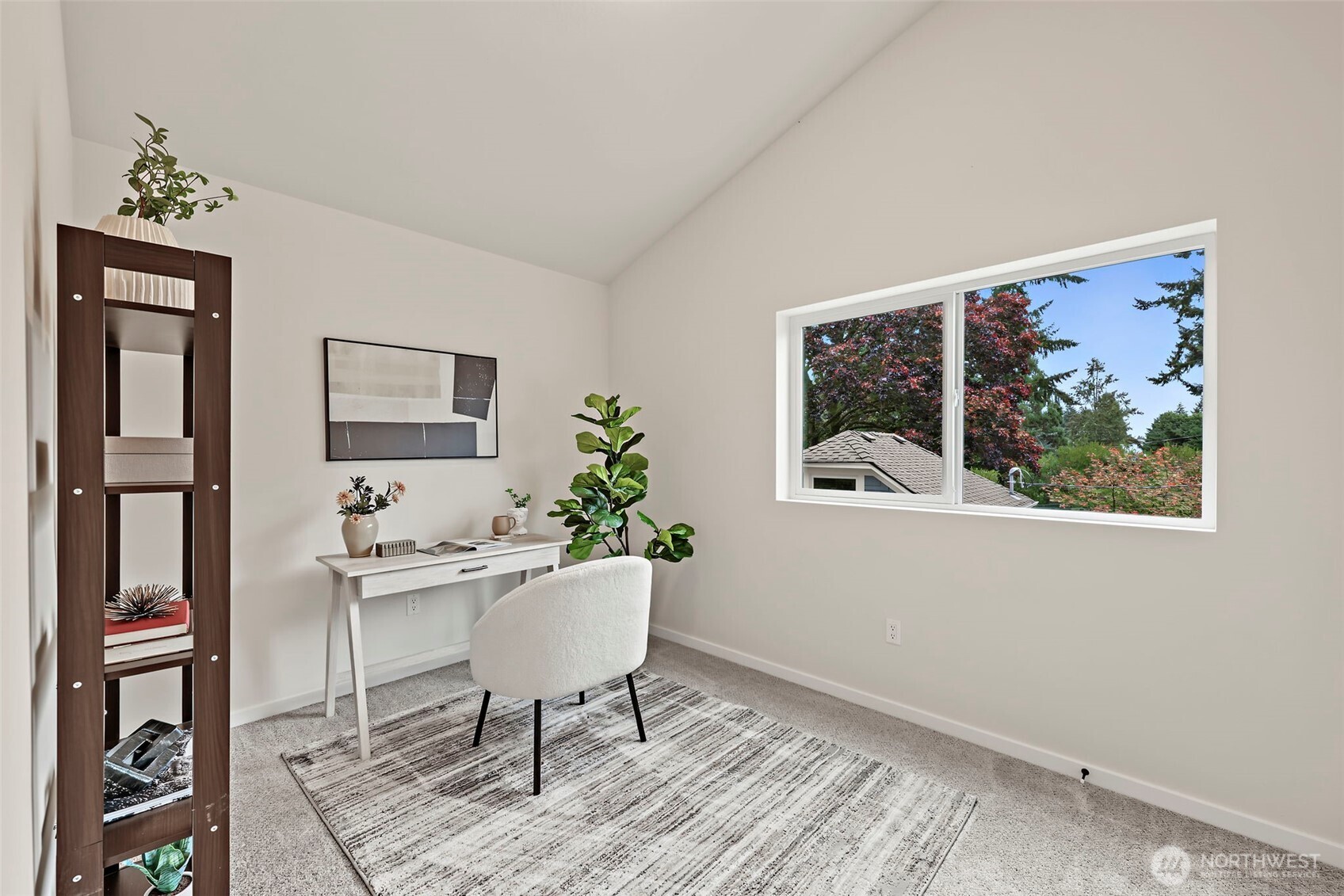 14049 1st Avenue Property Photo 10