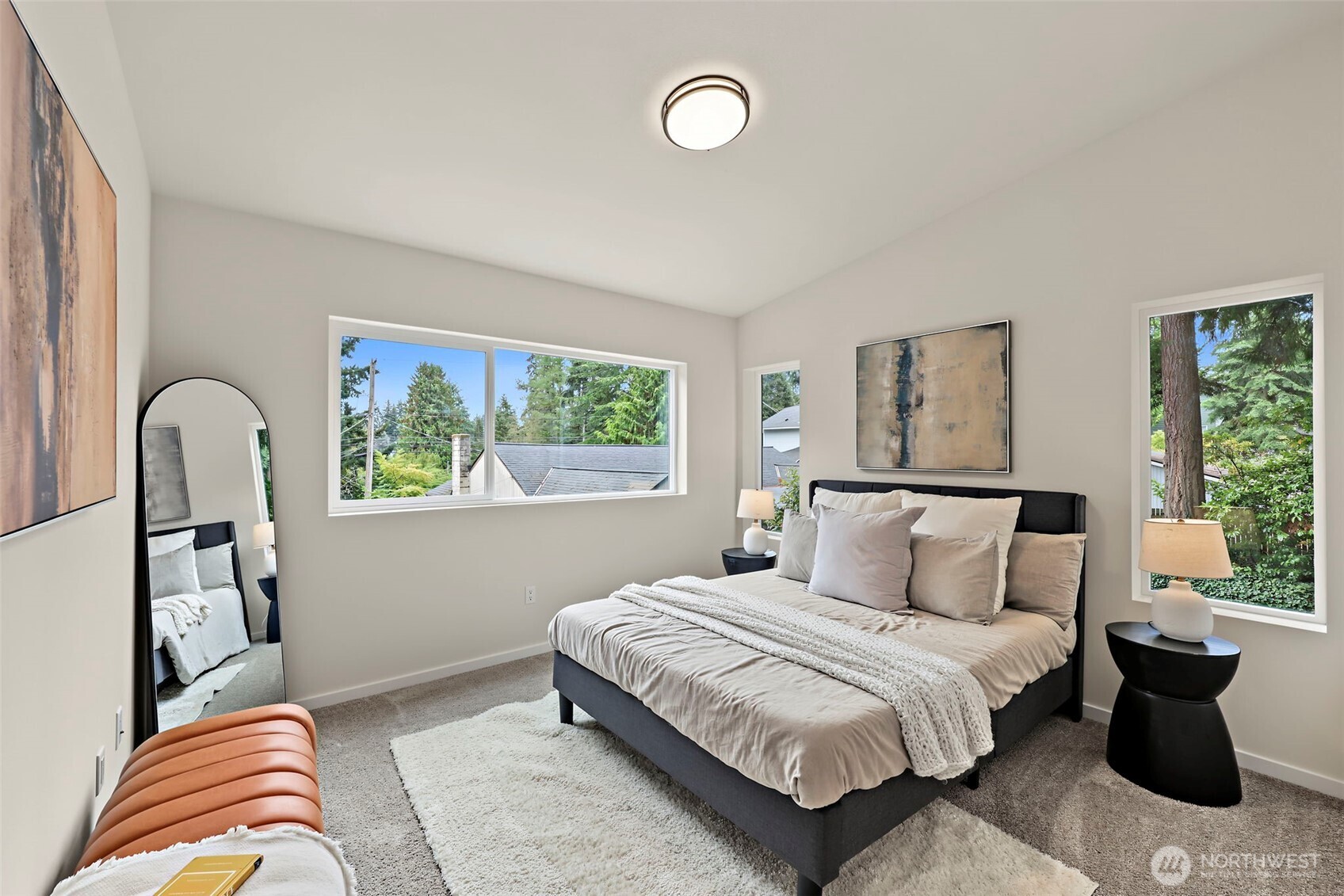 14049 1st Avenue Property Photo 12