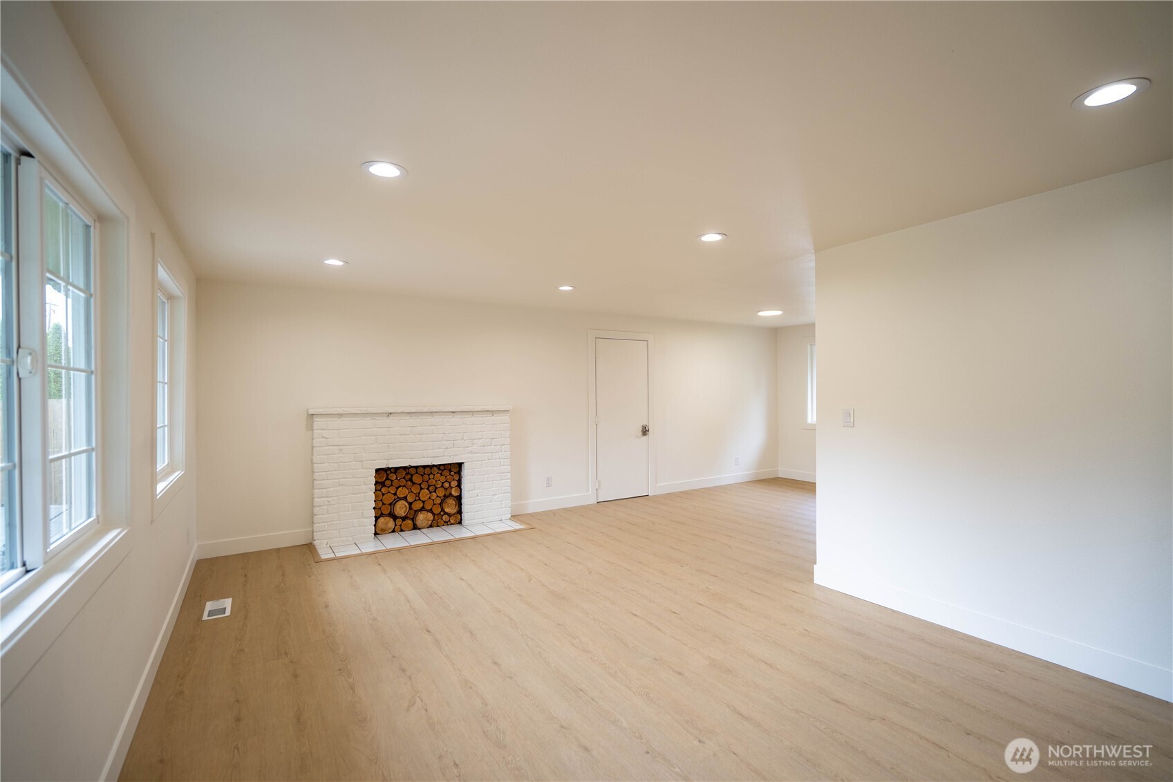 728 5th Avenue Property Photo 13