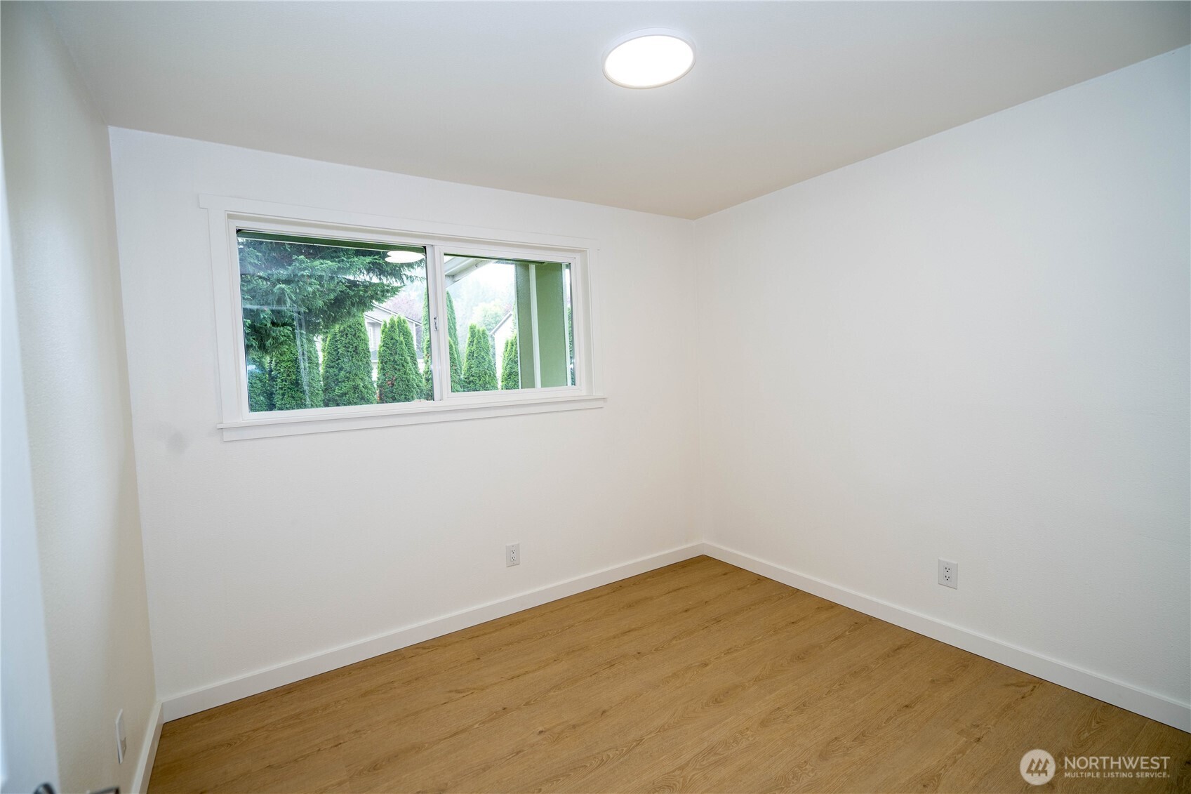 728 5th Avenue Property Photo 17