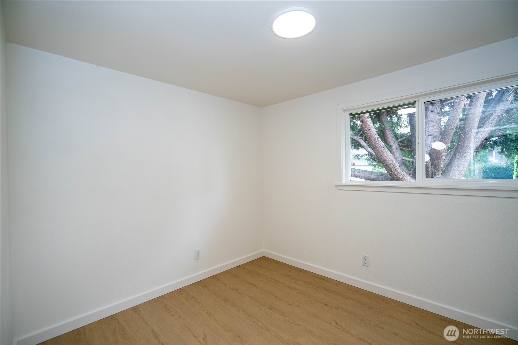 728 5th Avenue Property Photo 19