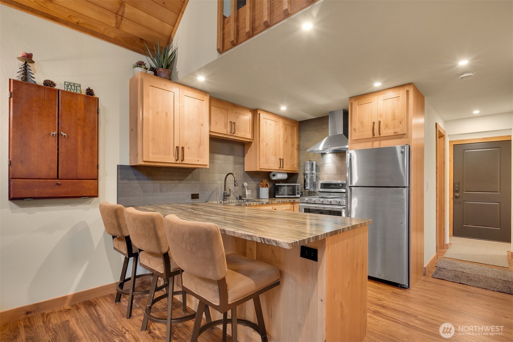 271 Kearny Drive Property Photo 8