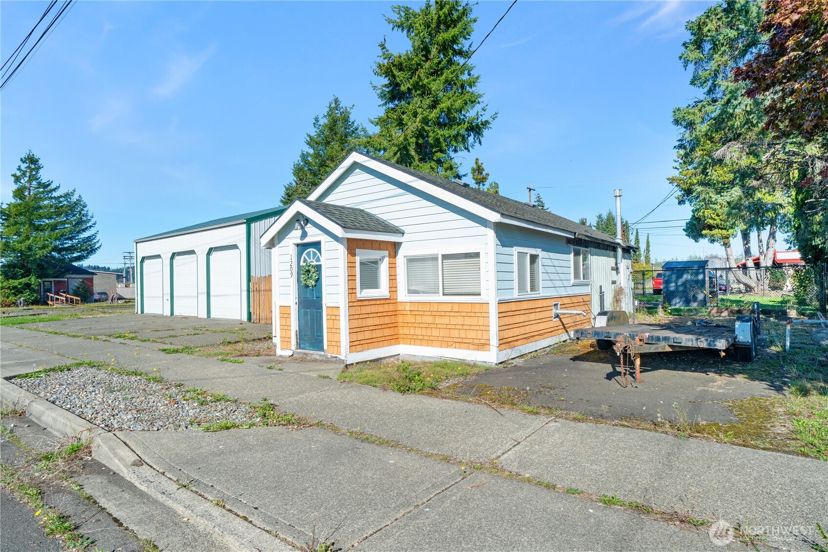 1209 2nd Street Property Photo 16