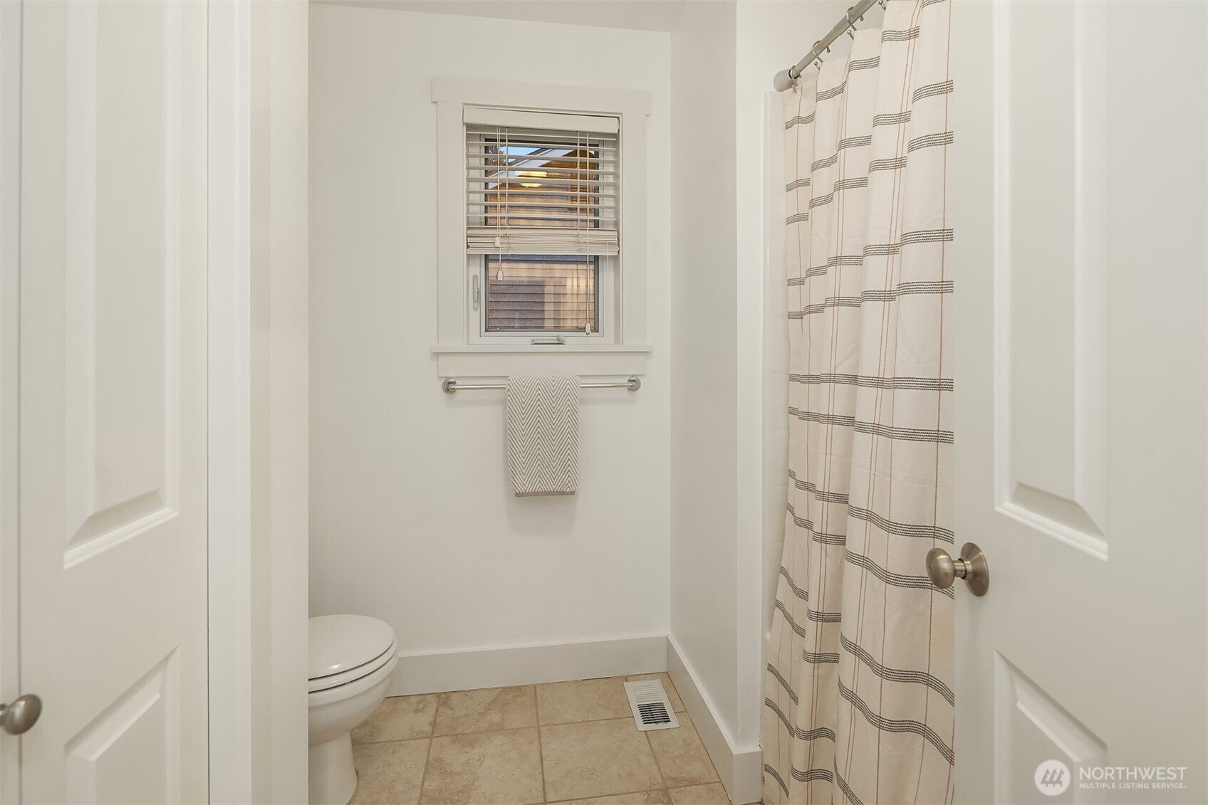 12512 Ne 90th Street Property Photo 28