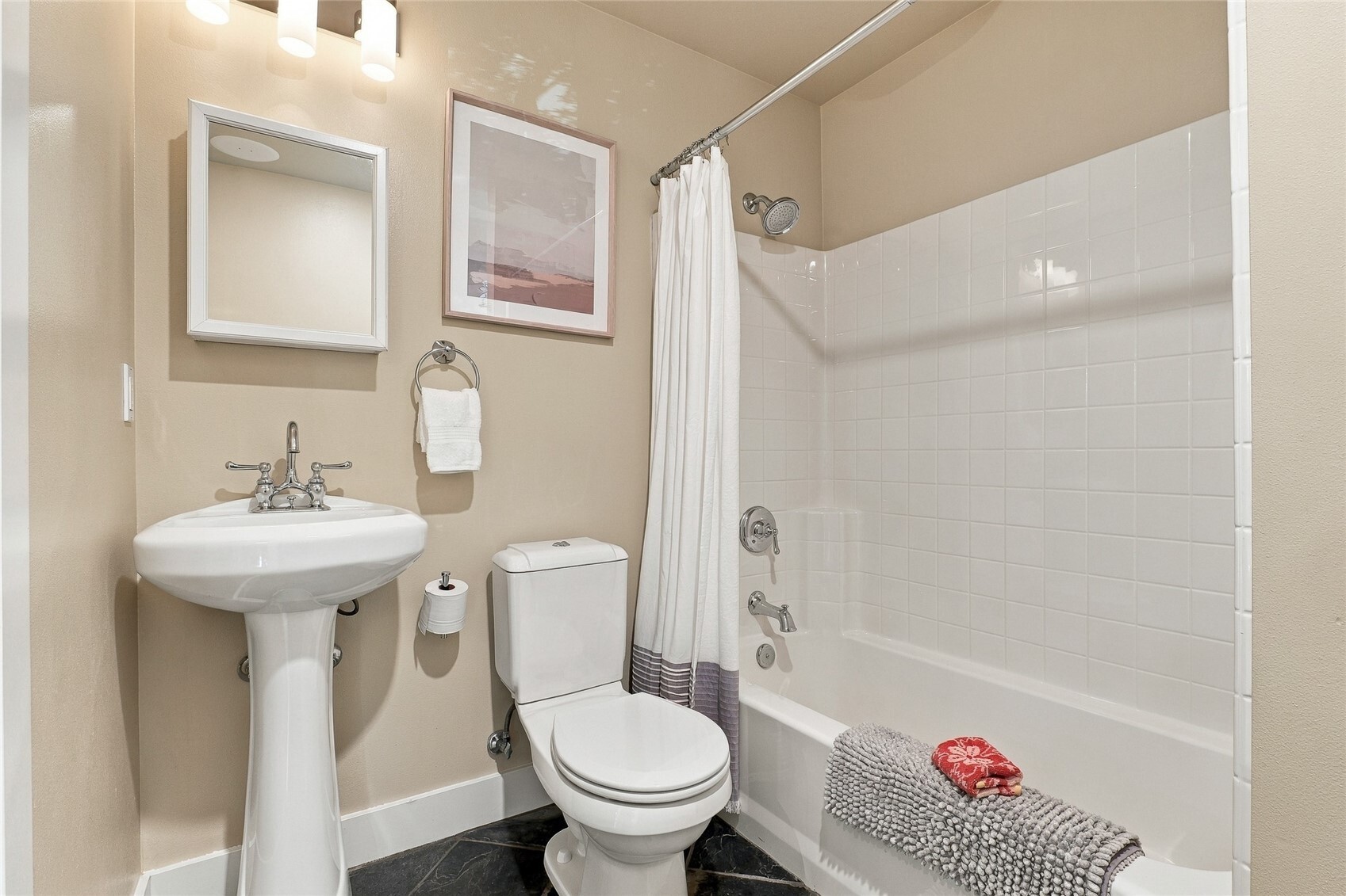 8423 40th Avenue Property Photo 11