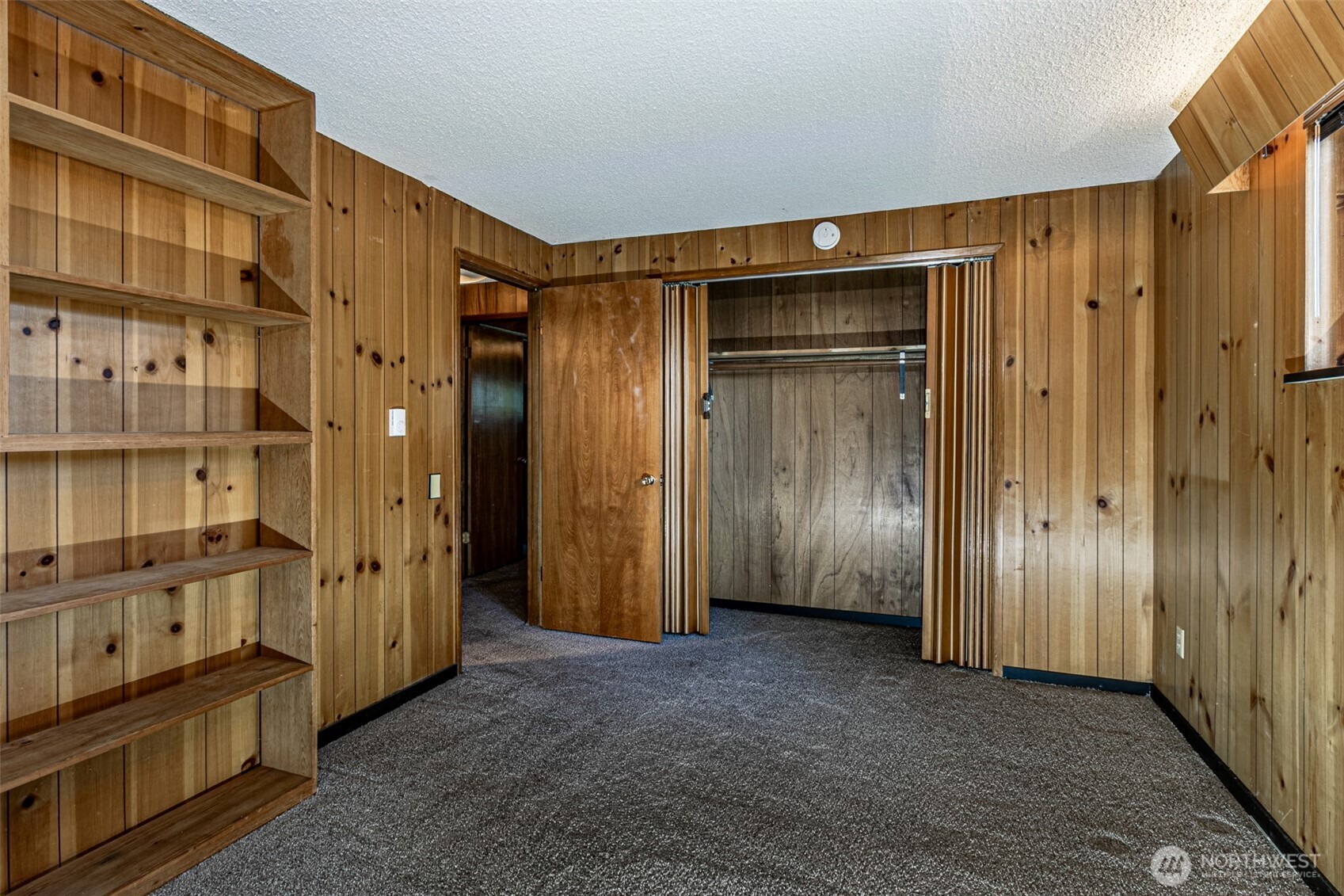 2322 W 4th Avenue Property Photo 13