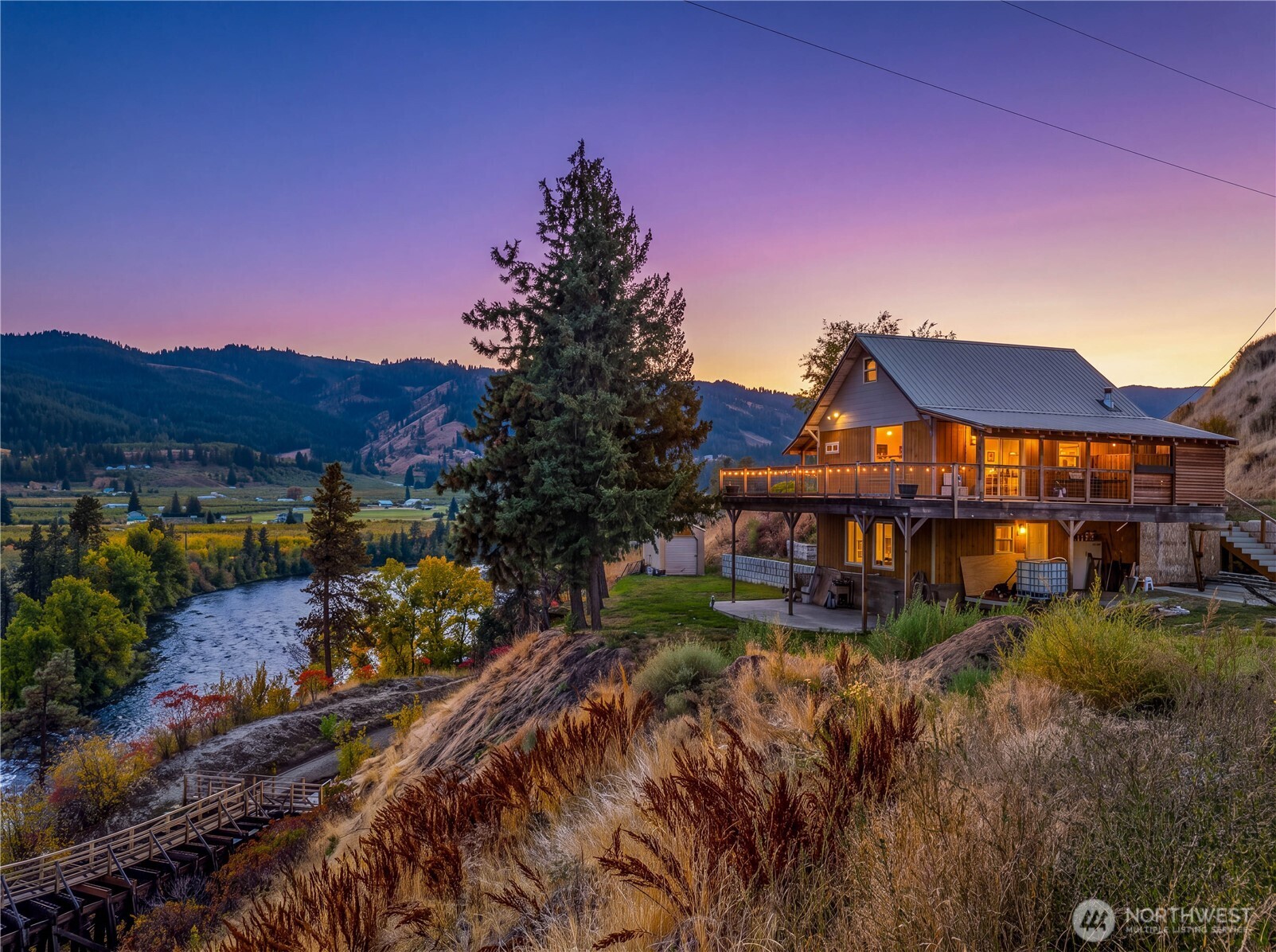 7985 North Dryden Road Property Photo 1