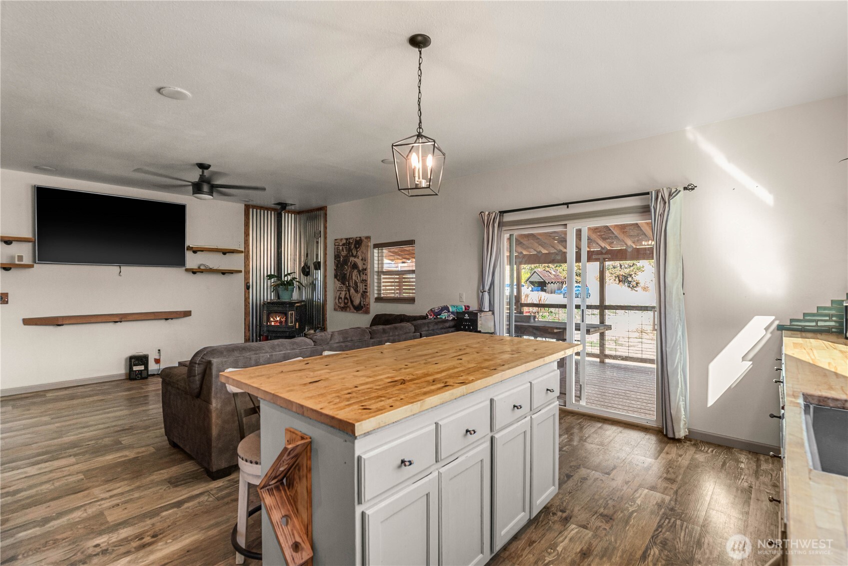 7985 North Dryden Road Property Photo 19