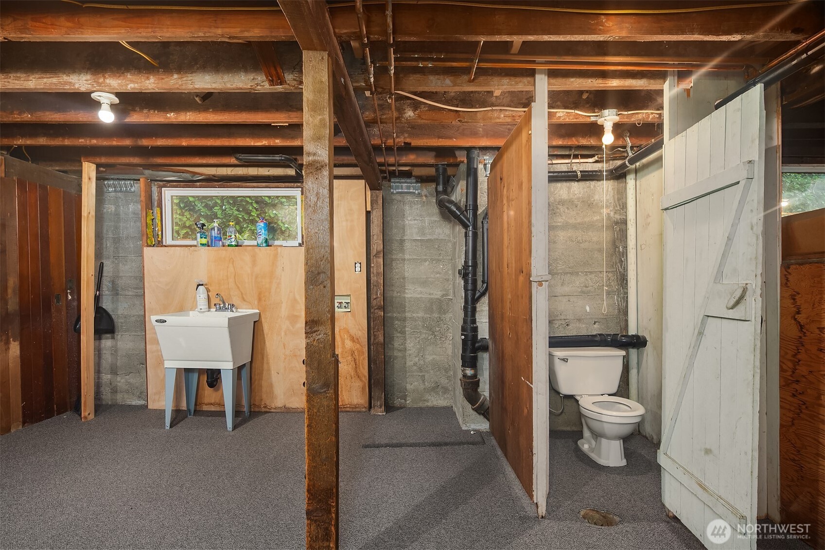 1060 Spruce Street Property Photo 30