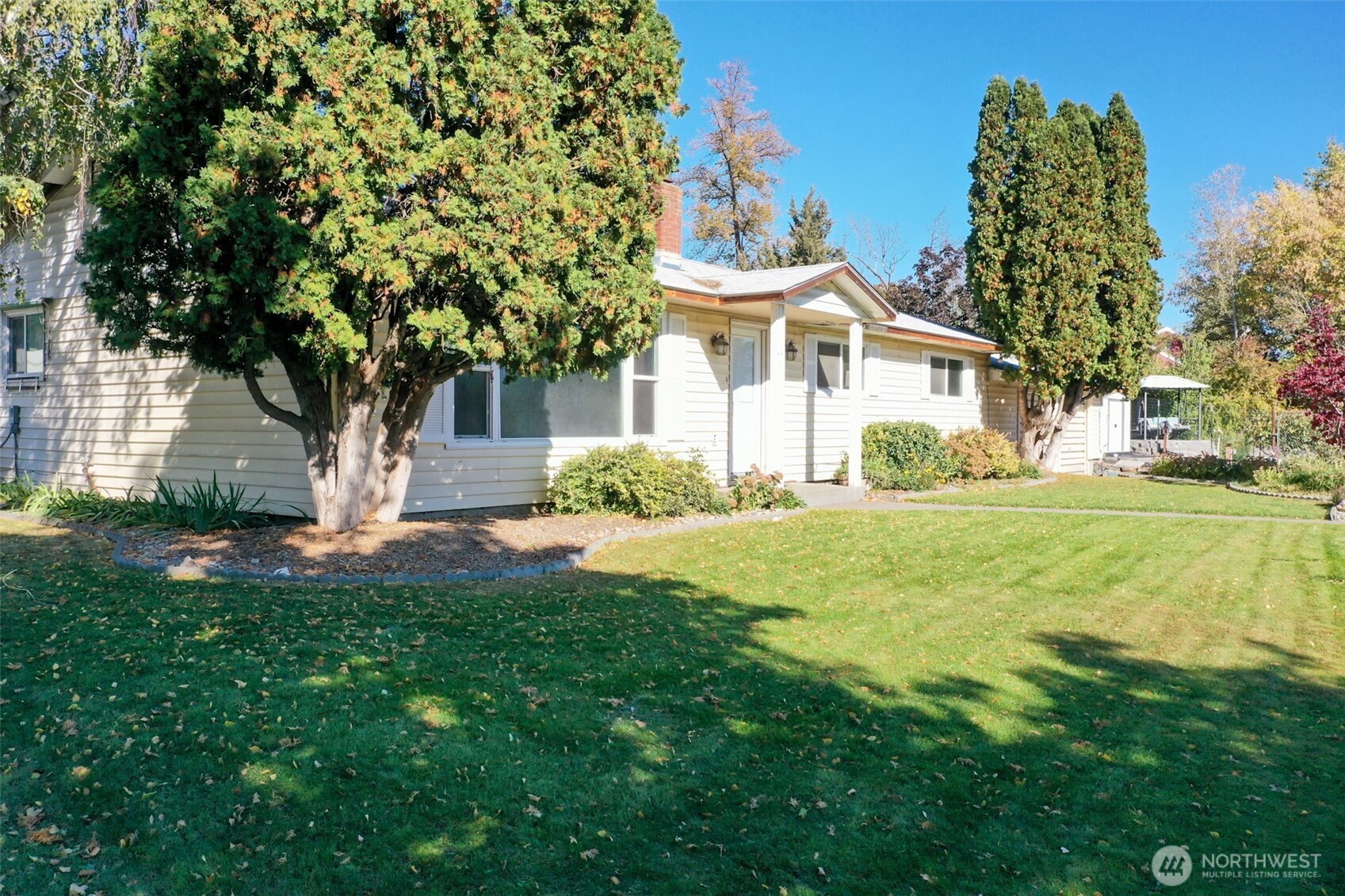 456 Okoma Drive Property Photo 38