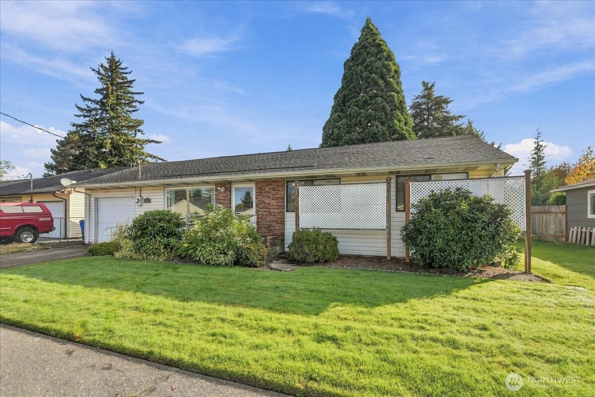 2105 General Anderson Avenue Property Photo 1
