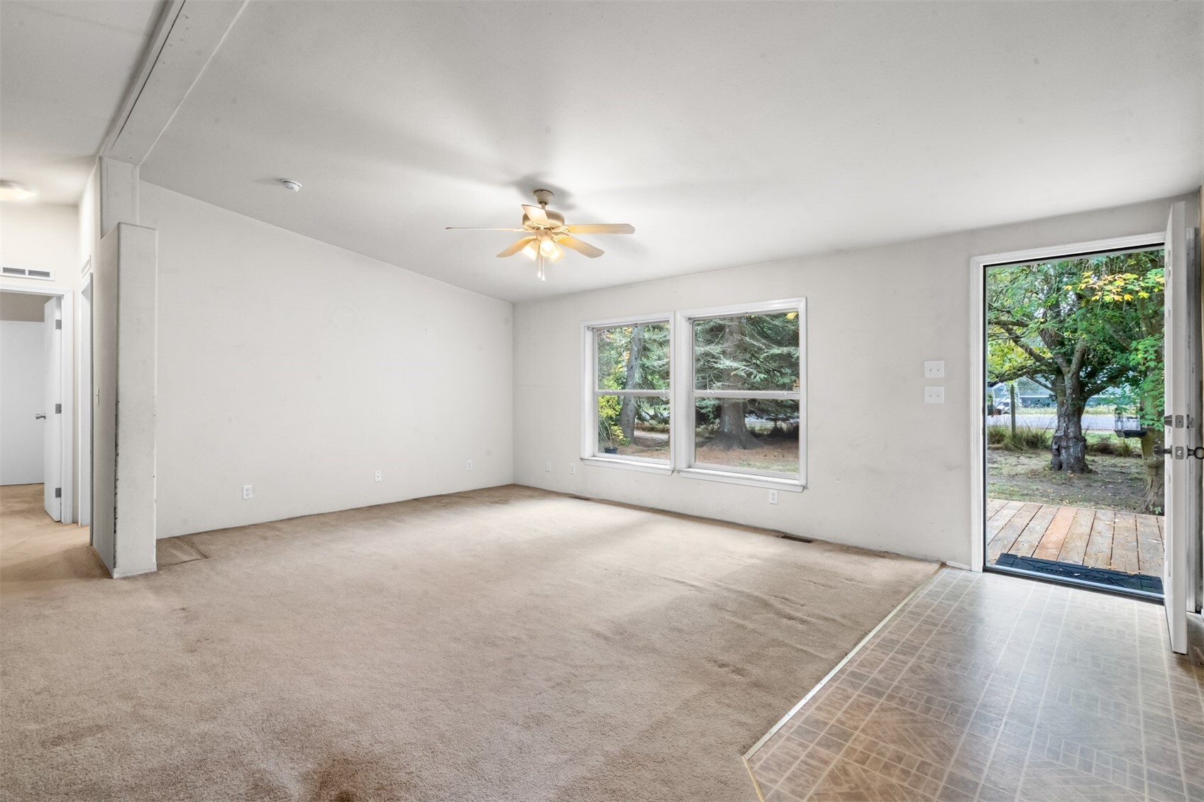 927 N Tipsoo Loop Property Photo 12